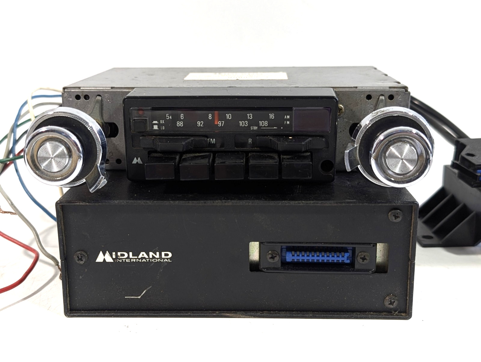 Midland 1977 AM/FM CB Radio In-Dash Combination w Wiring CW McCall Vintage