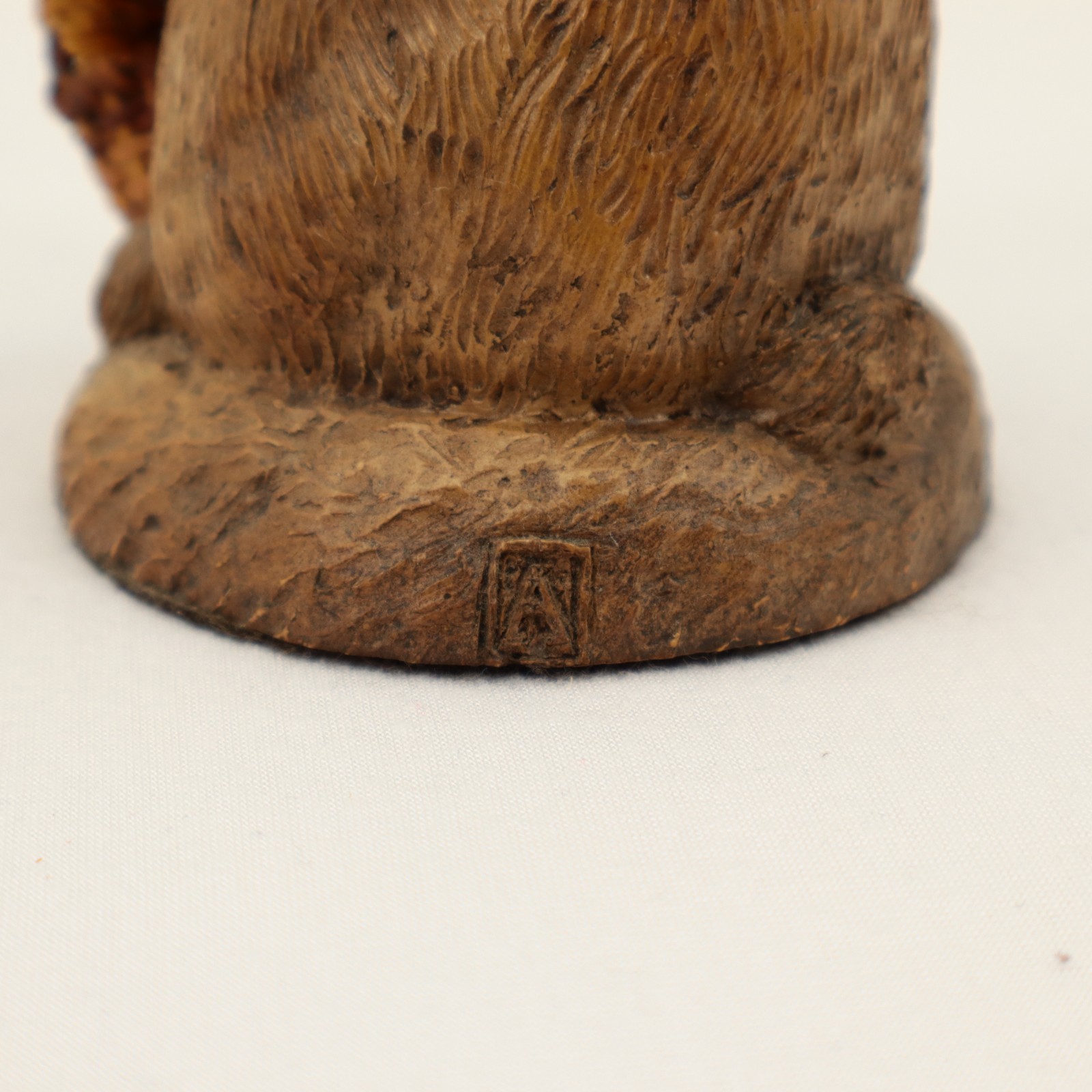 VTG Anise Rabbit Figurine United Design Corp Woodland Bunny w/ Basket Hydrostone