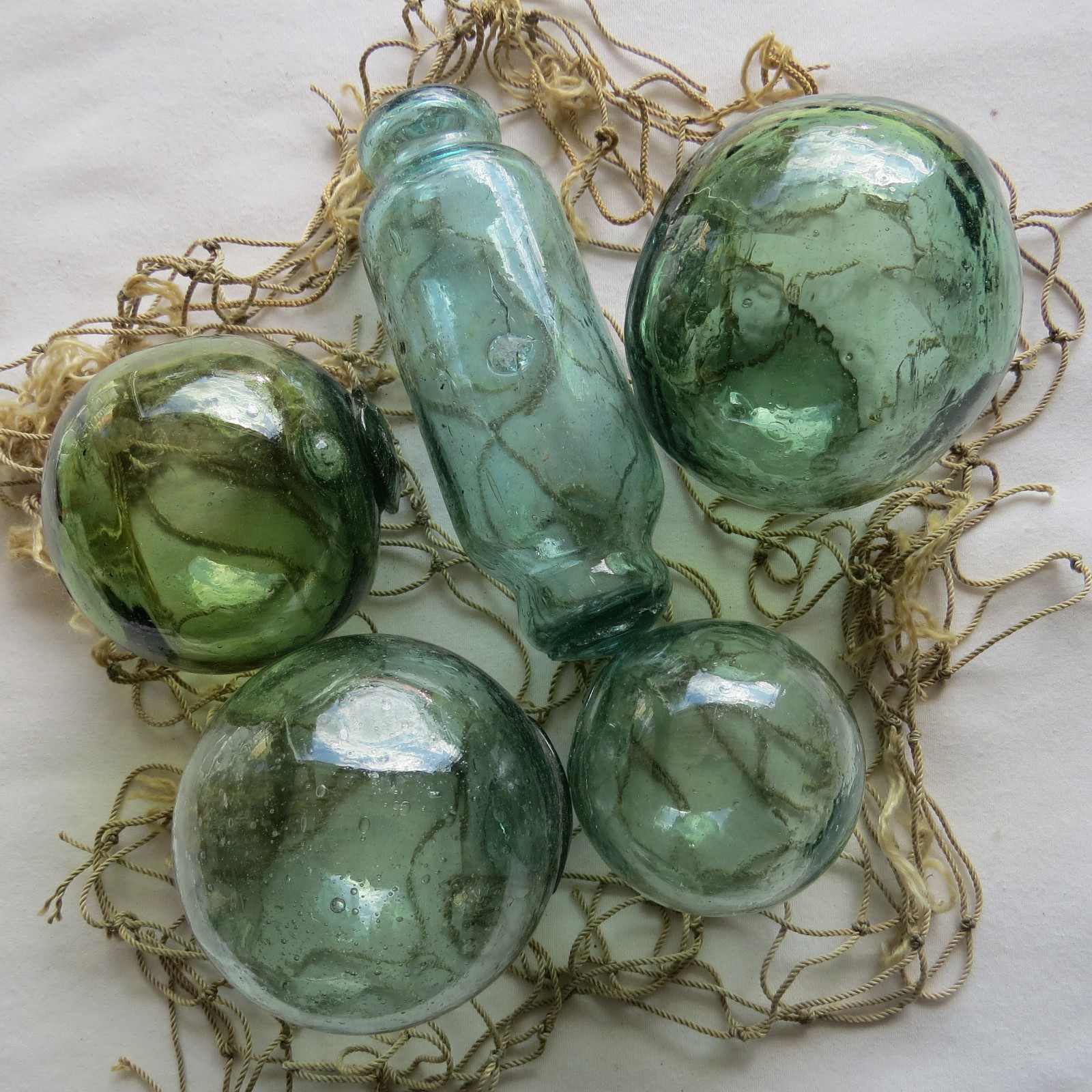 JAPANESE GLASS Fishing FLOATS Mixed Shades & Sizes (5) w/Inclusions Antiques!