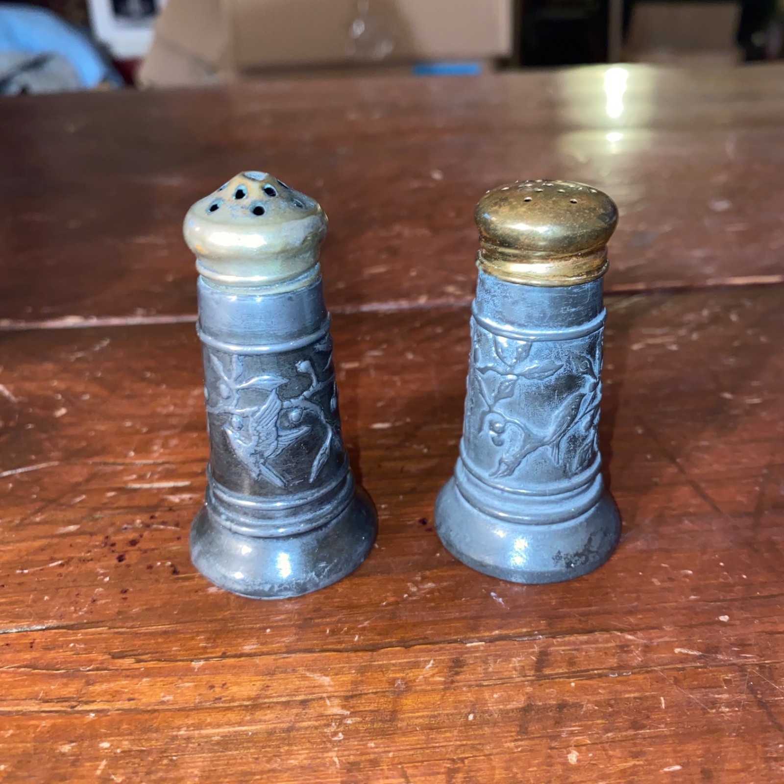 Antique Pair of National Silver Co Silverplate Bird Themed Salt & Papper Shakers