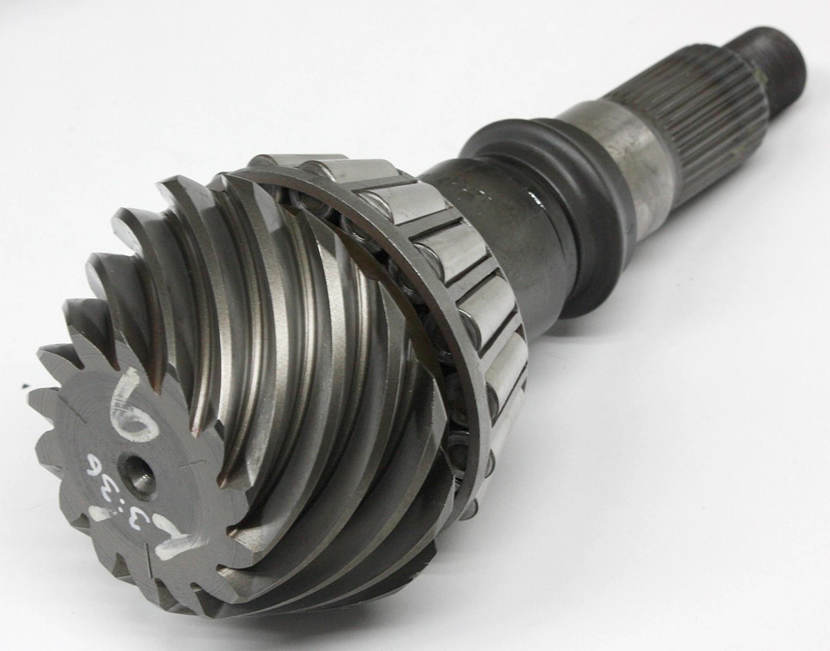 OEM Rear Ring and Pinion Gear for Dana 44 with 3:36 Gear Ratio
