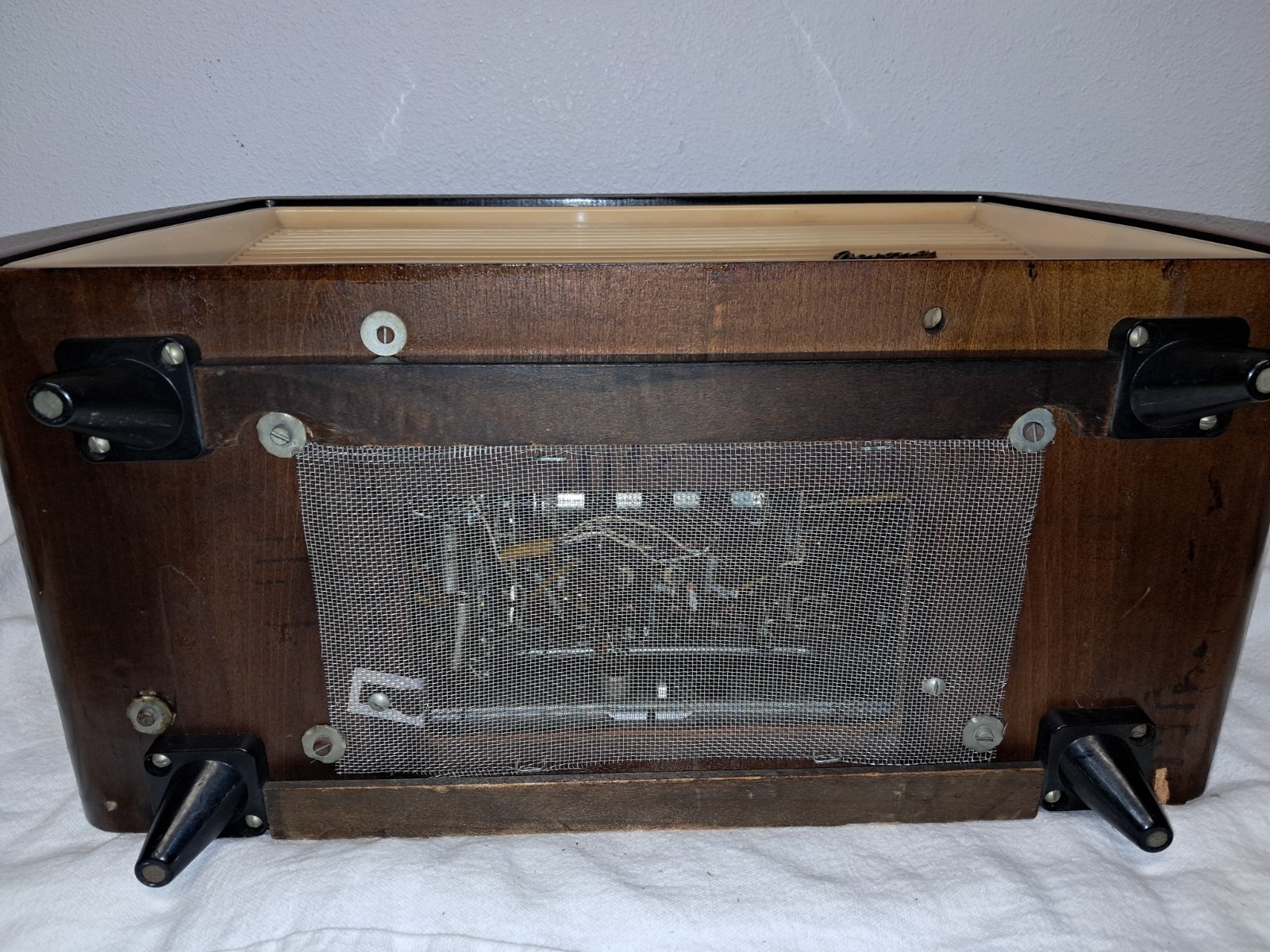 Vintage Blaupunkt Verona 20103 German Tube Radio AM/FM/SW - 1960's --- WORKS ---