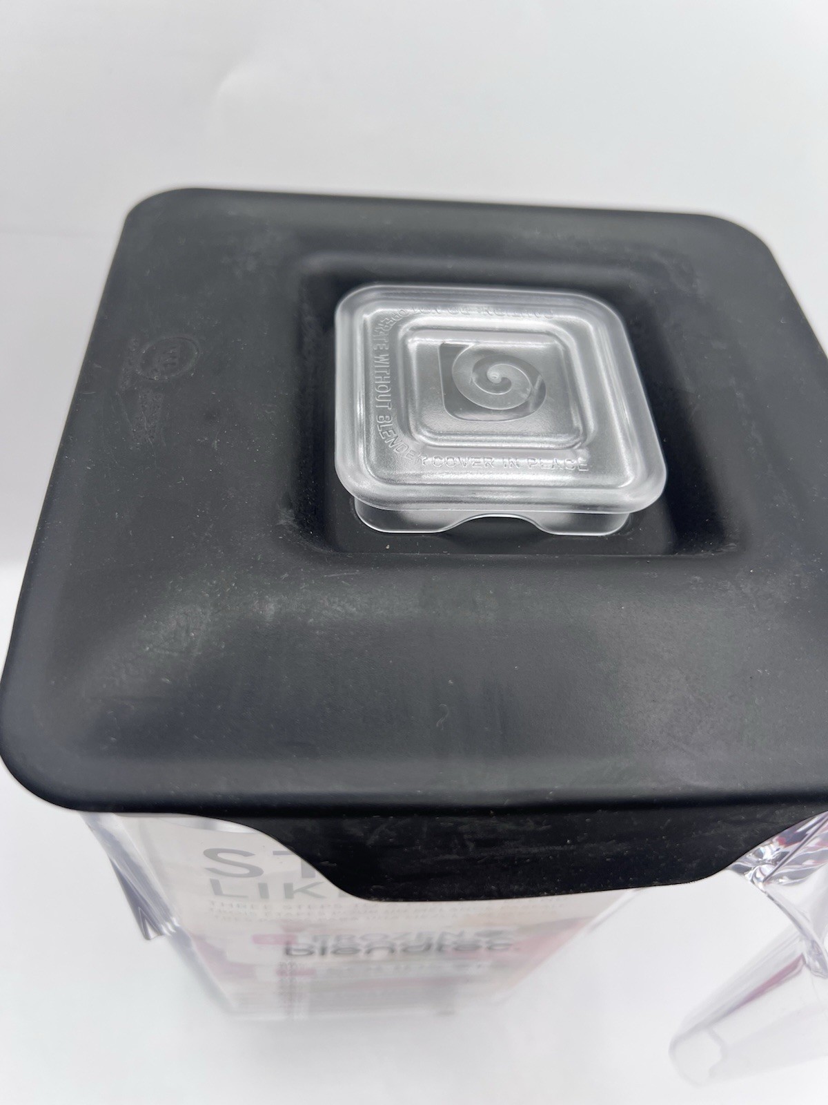 Blendtec CTB1 Designer 650 Professional-Grade Blender W/Mini Pitcher Complete