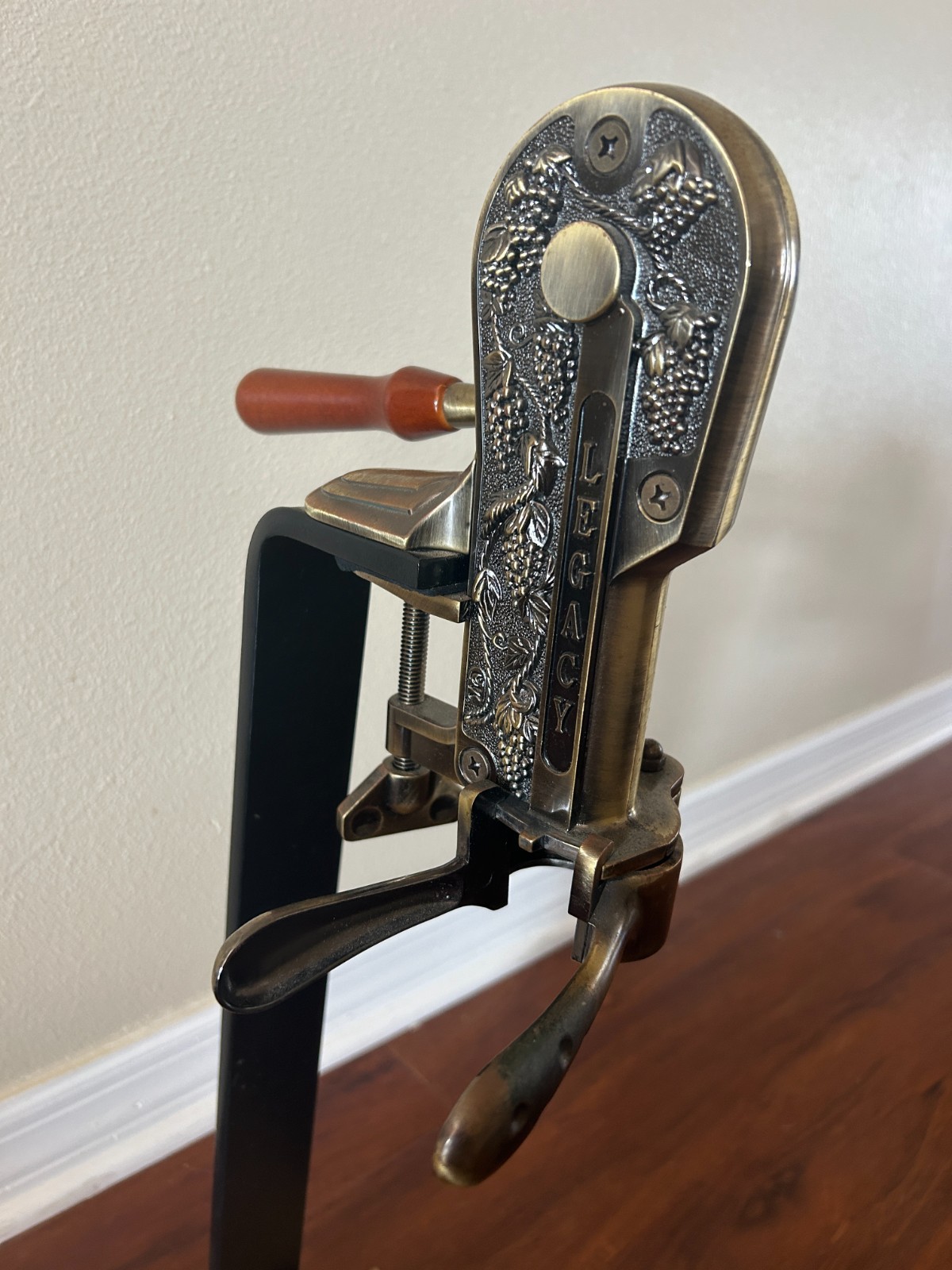 Vintage Rogar Estate Brass Table Top Wine Bottle Opener Corkscrew w/ Wood Stand