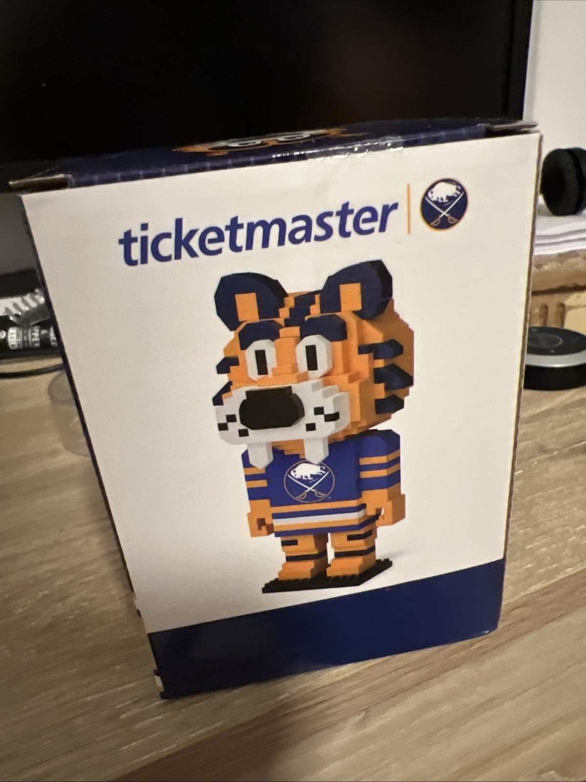 Buffalo Sabres Sabretooth Building Block Set (LEGO)