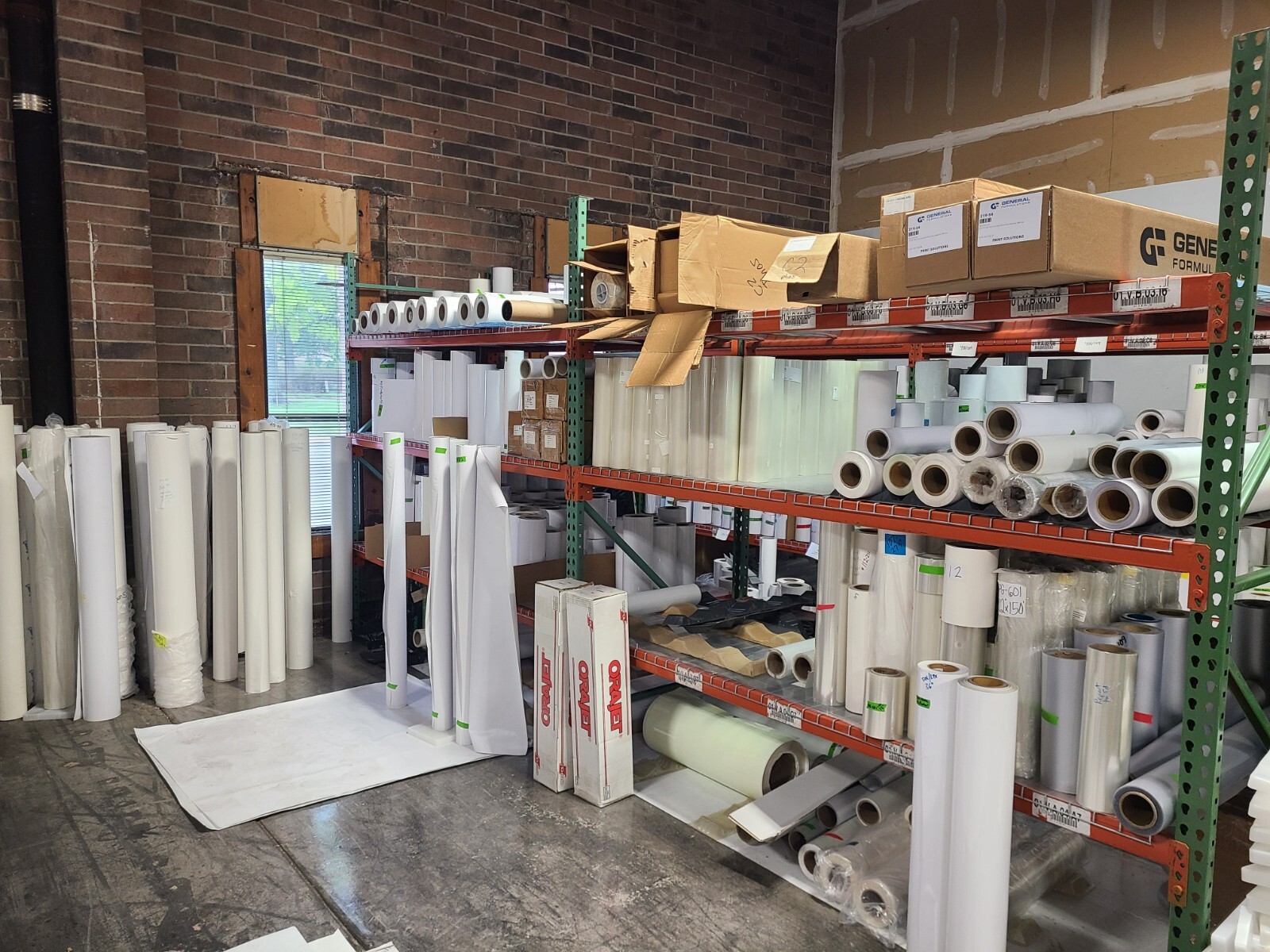 3.0 mil Gloss Clear Transparent Cut Sign Vinyl PVC Self-Adhesive 5-Year Film