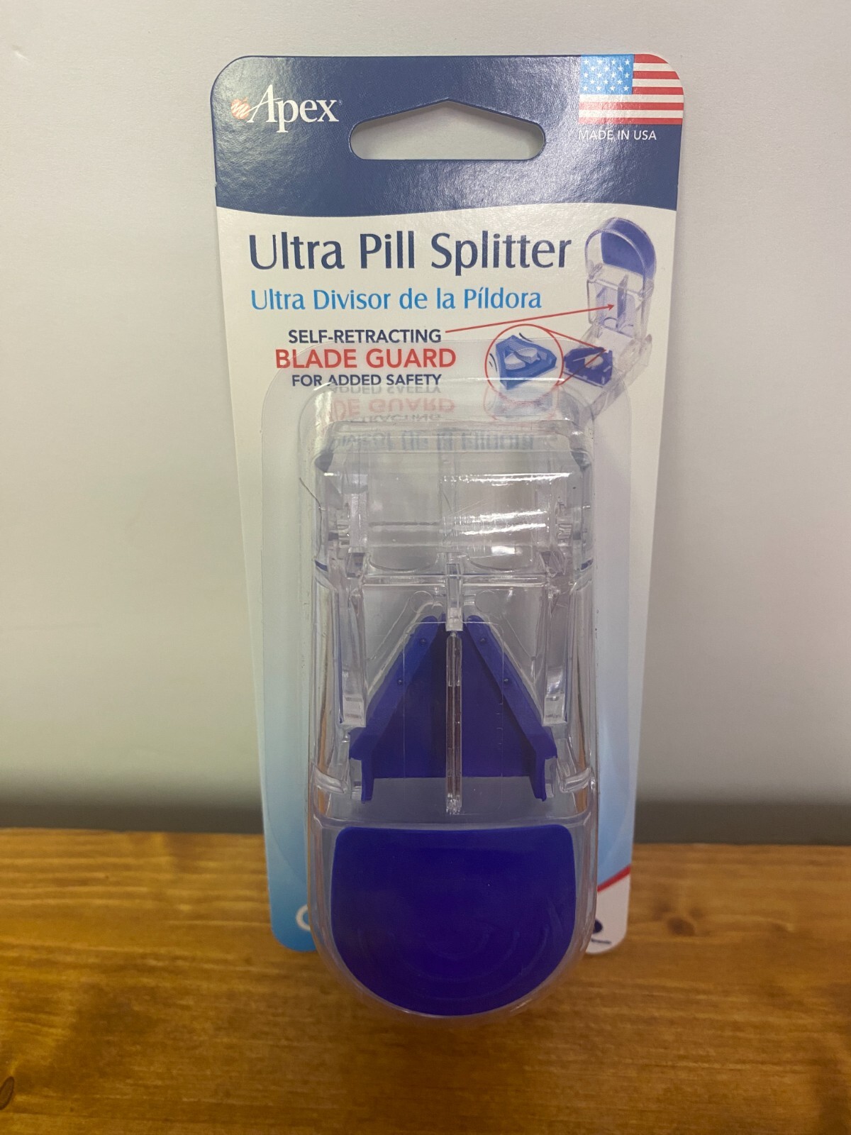 Apex Ultra Pill Cutter - Pill Splitter Self-Retracting Blade Guard - Lot of 4