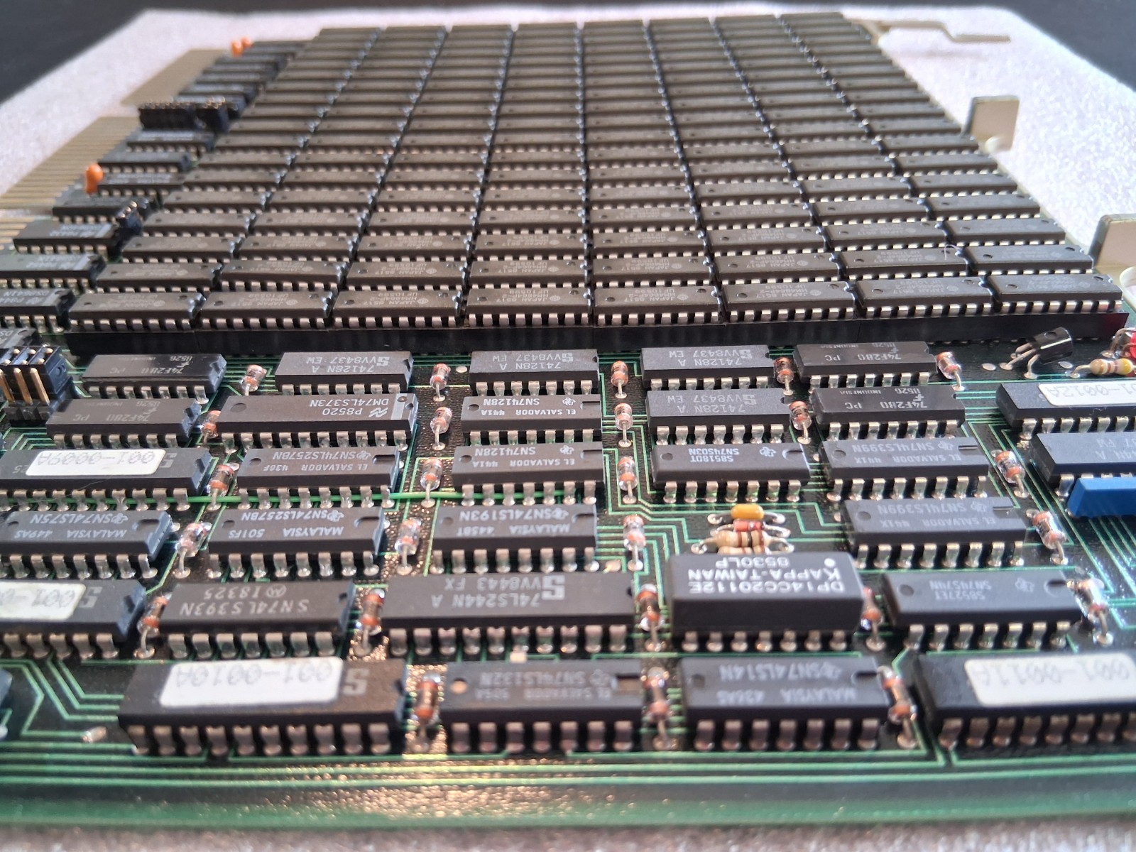 Vintage DEC/UNITED TECHNOLOGIES MOSTEK 1MB Q-BUS MEMORY MSV11-QA