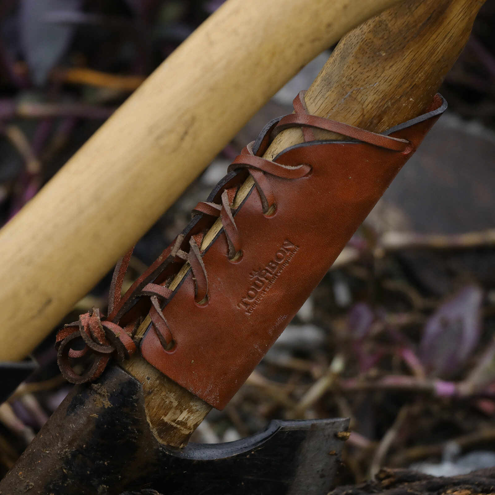 Hunting Leather Axe Handle Protection Hatchet Guard Adjust Lacing Grip-Xmas Gift