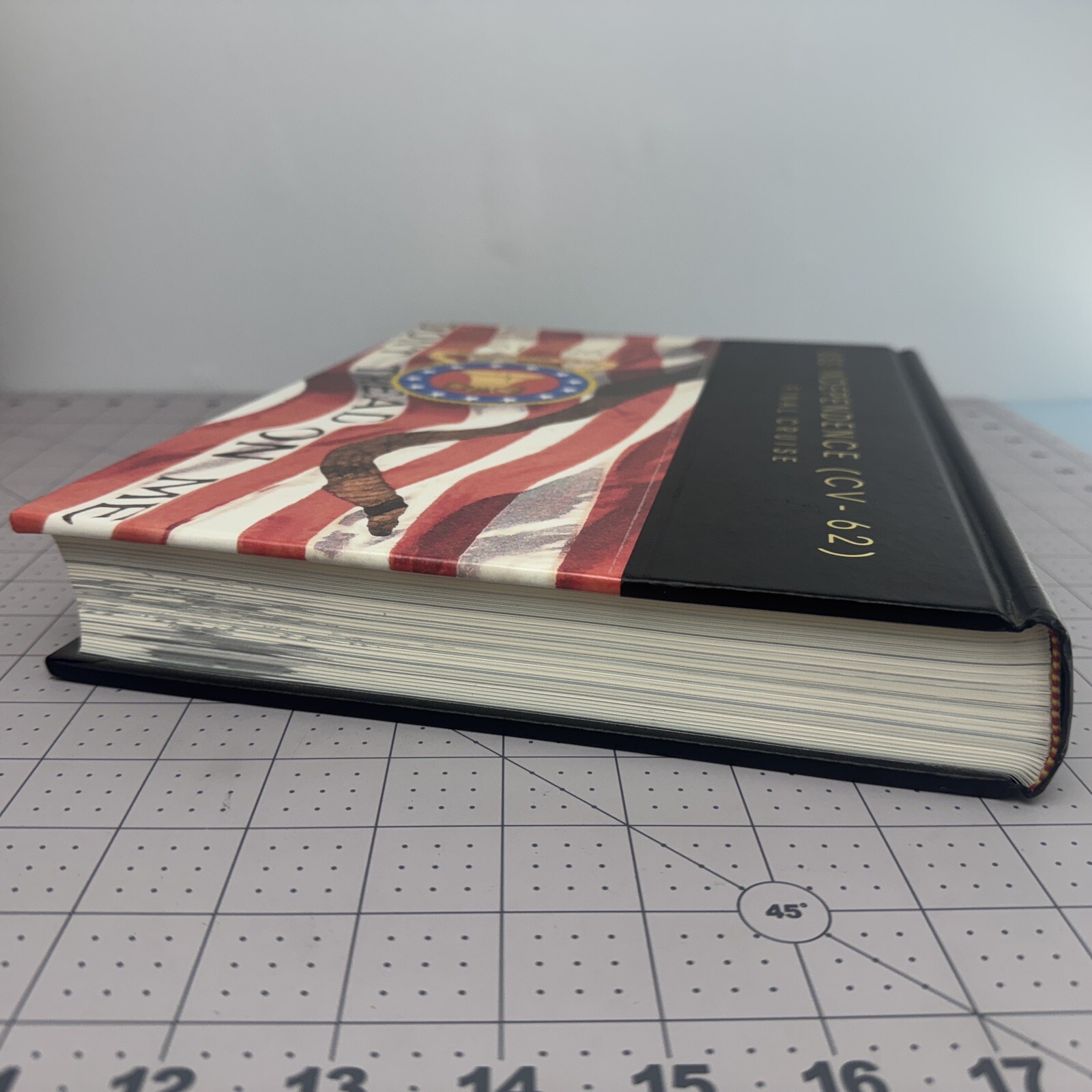 USS INDEPENDENCE CV-62 FINAL DEPLOYMENT CRUISE BOOK YEAR 1998 U S NAVY Carrier