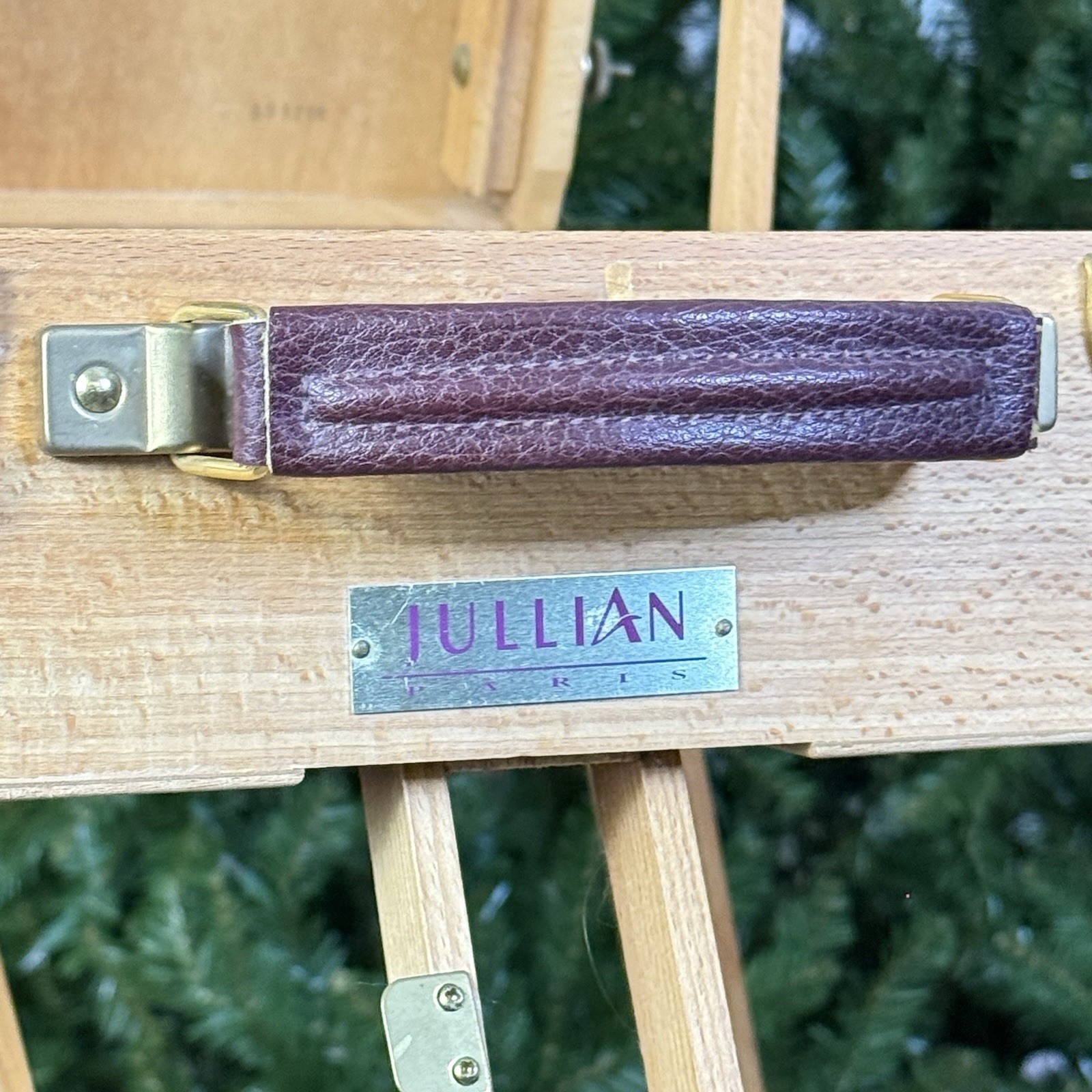 Jullian Paris Full Size French Box Easel European Beechwood