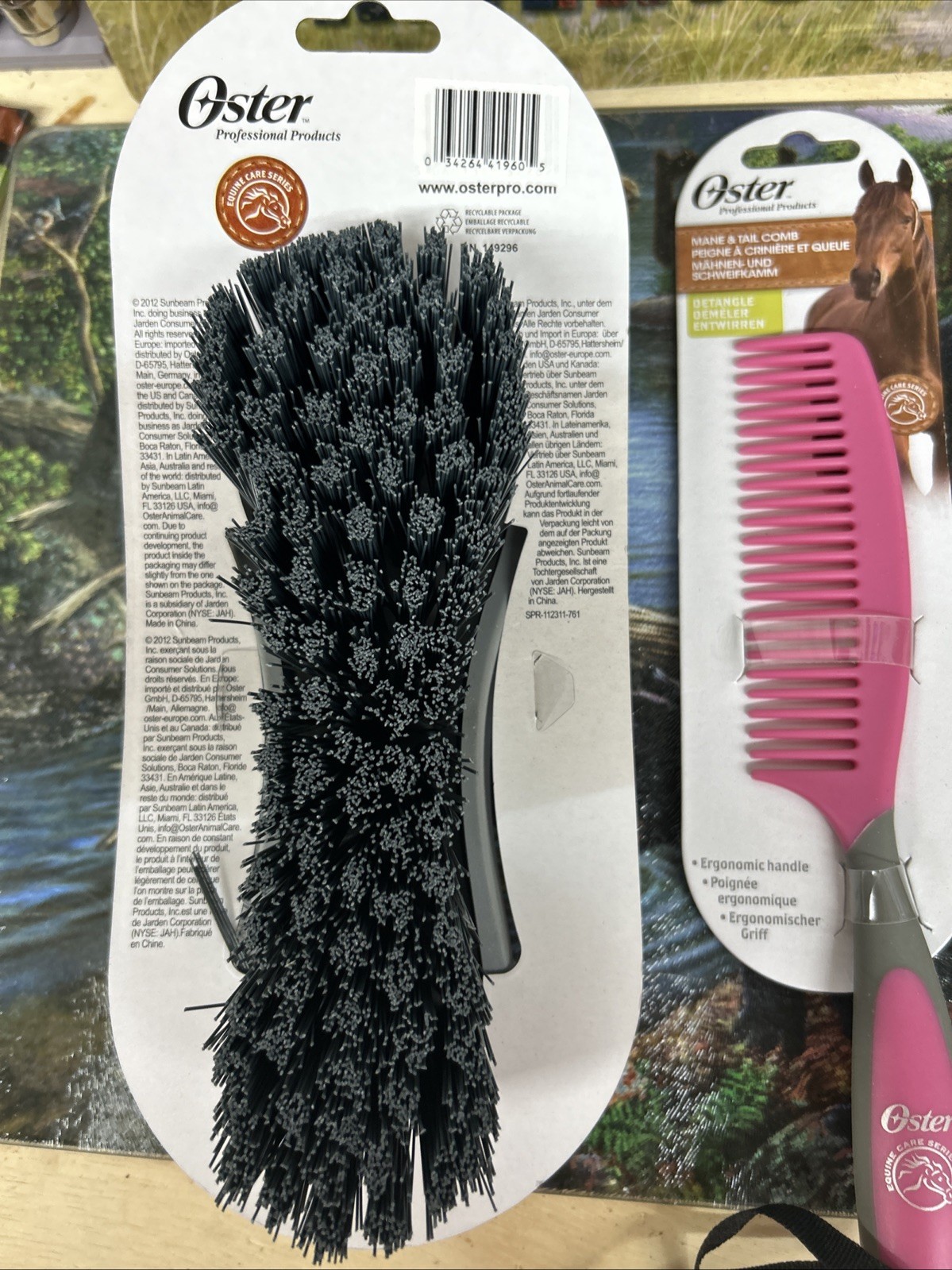 Oster Equine Care Series Horse Grooming Brush And Mane Comb.. Saddle Up !!!
