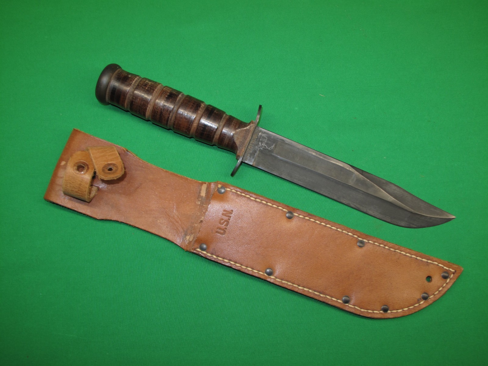 RARE US MARK 2 CAMILLUS KNIFE 1st VARIATION SCREW POMMEL