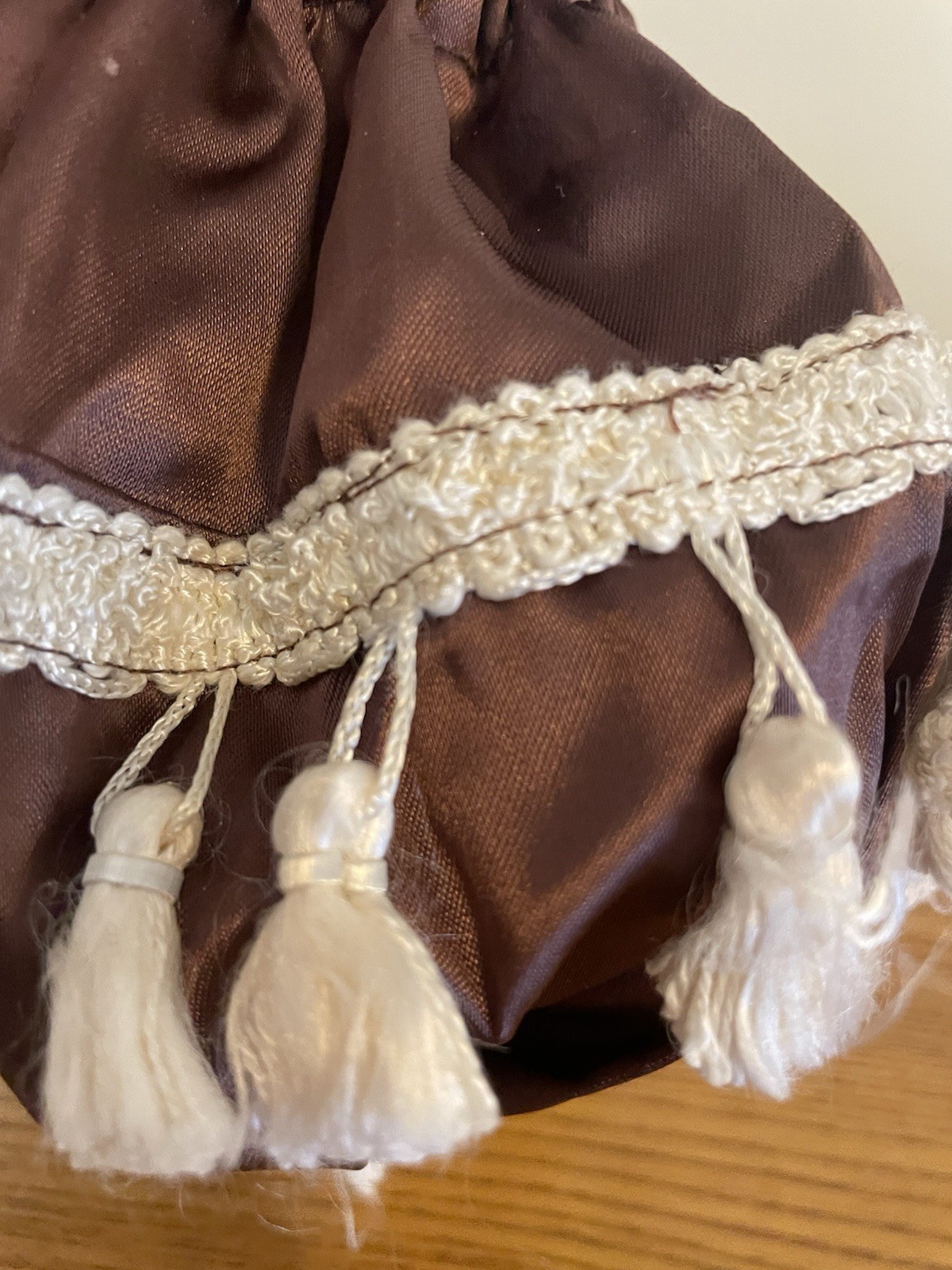 Ladies Victorian Style Brown Fabric Drawstring Purse Bag with Tassel Trim