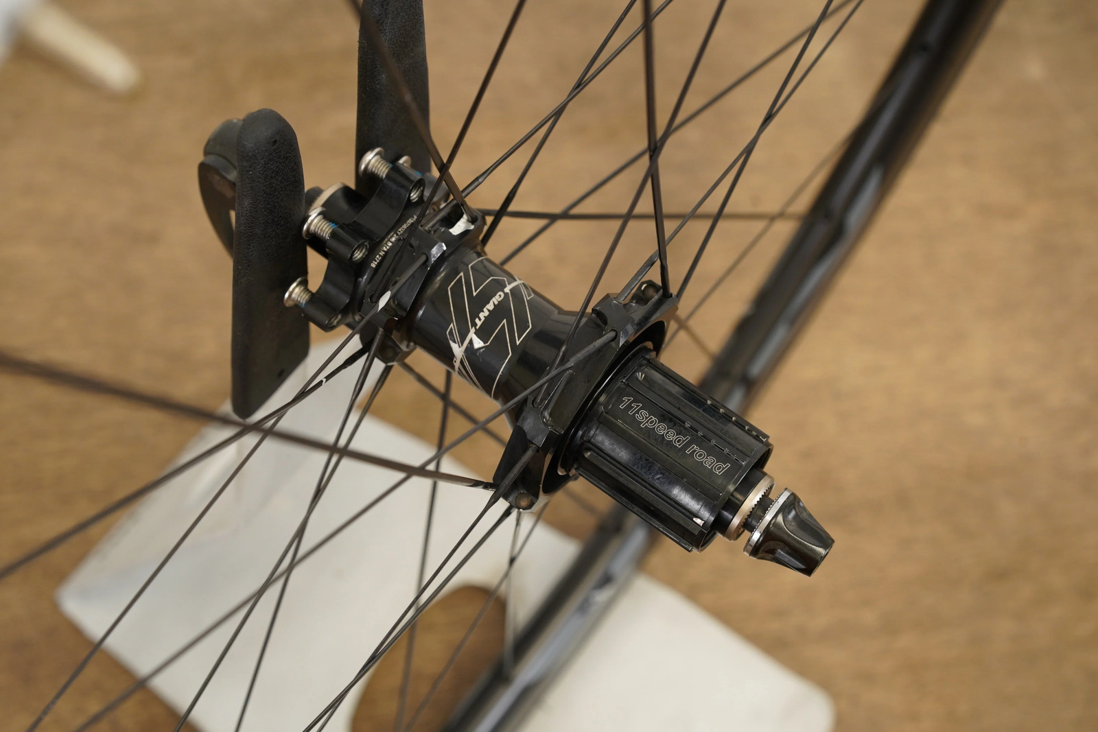 Giant SLR 0 Carbon Tubeless Clincher Disc Wheelset Shimano/SRAM 11 Speed