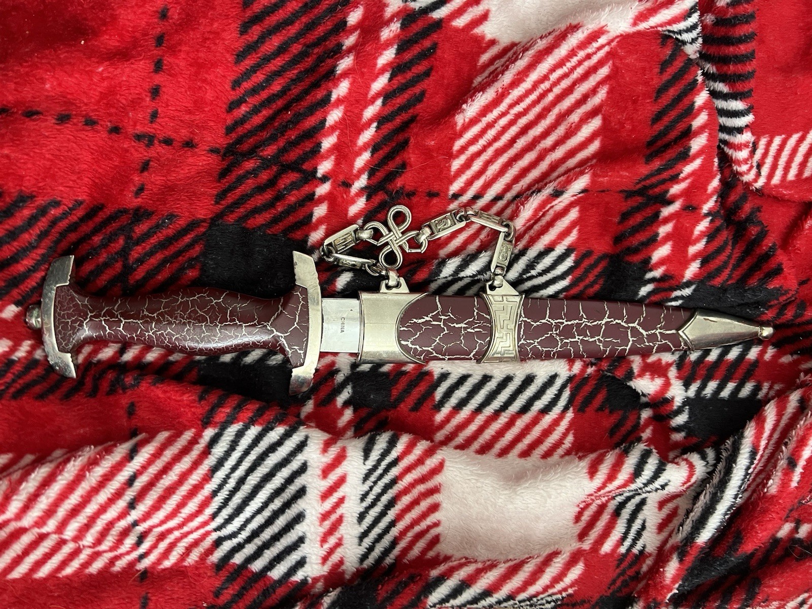 Red Silver Decorative Dirk Dagger Stainless Steel Blade Metal Handle with Sheath