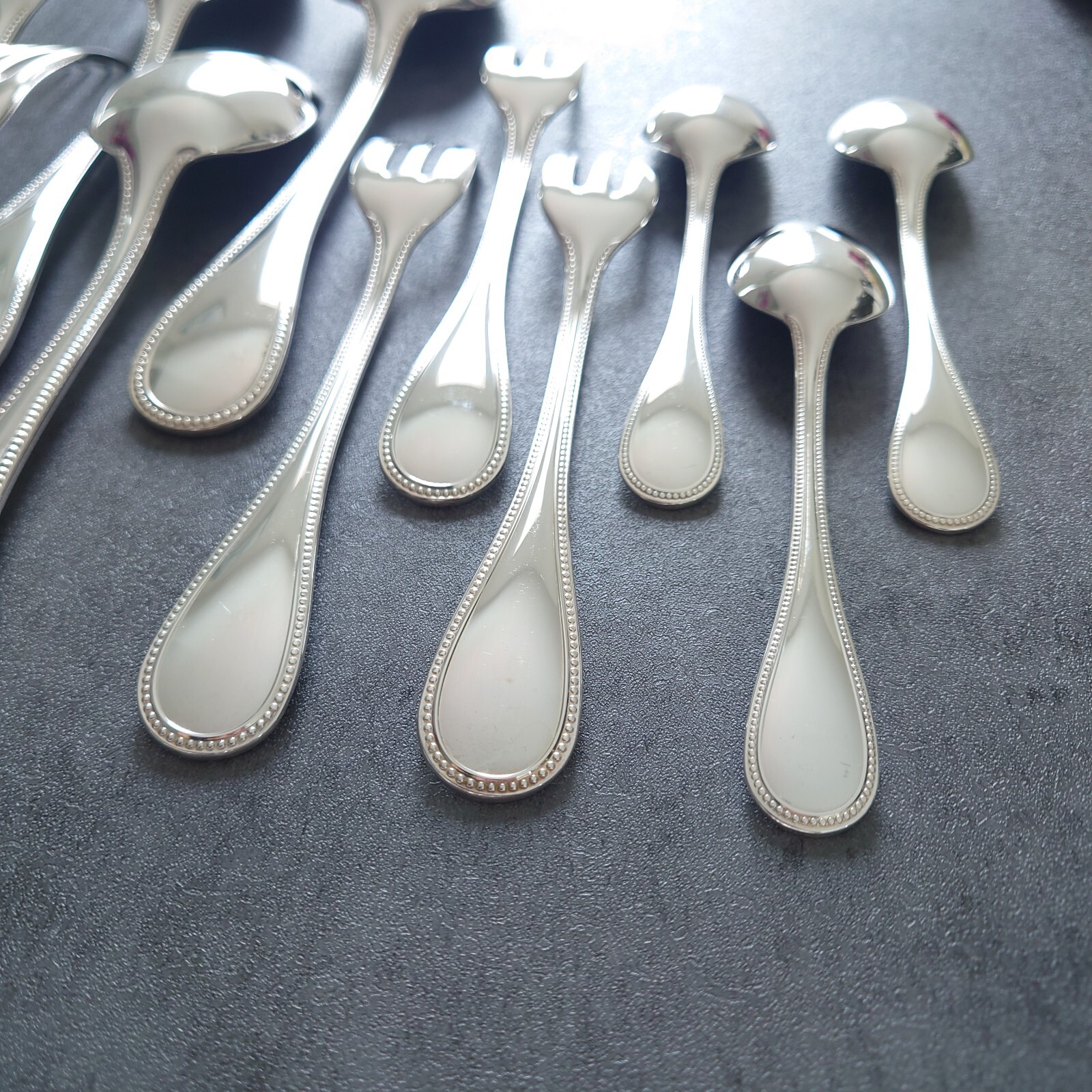 Christofle Perles 15pcs Silverplate Flatware Knife Fork Spoon Excellent