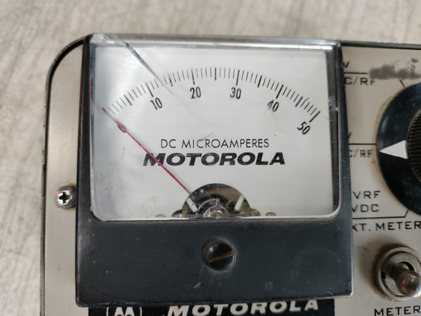 MOTOROLA TEK 7A DC/RF ALIGNMENT METER RADIO TEST UNIT
