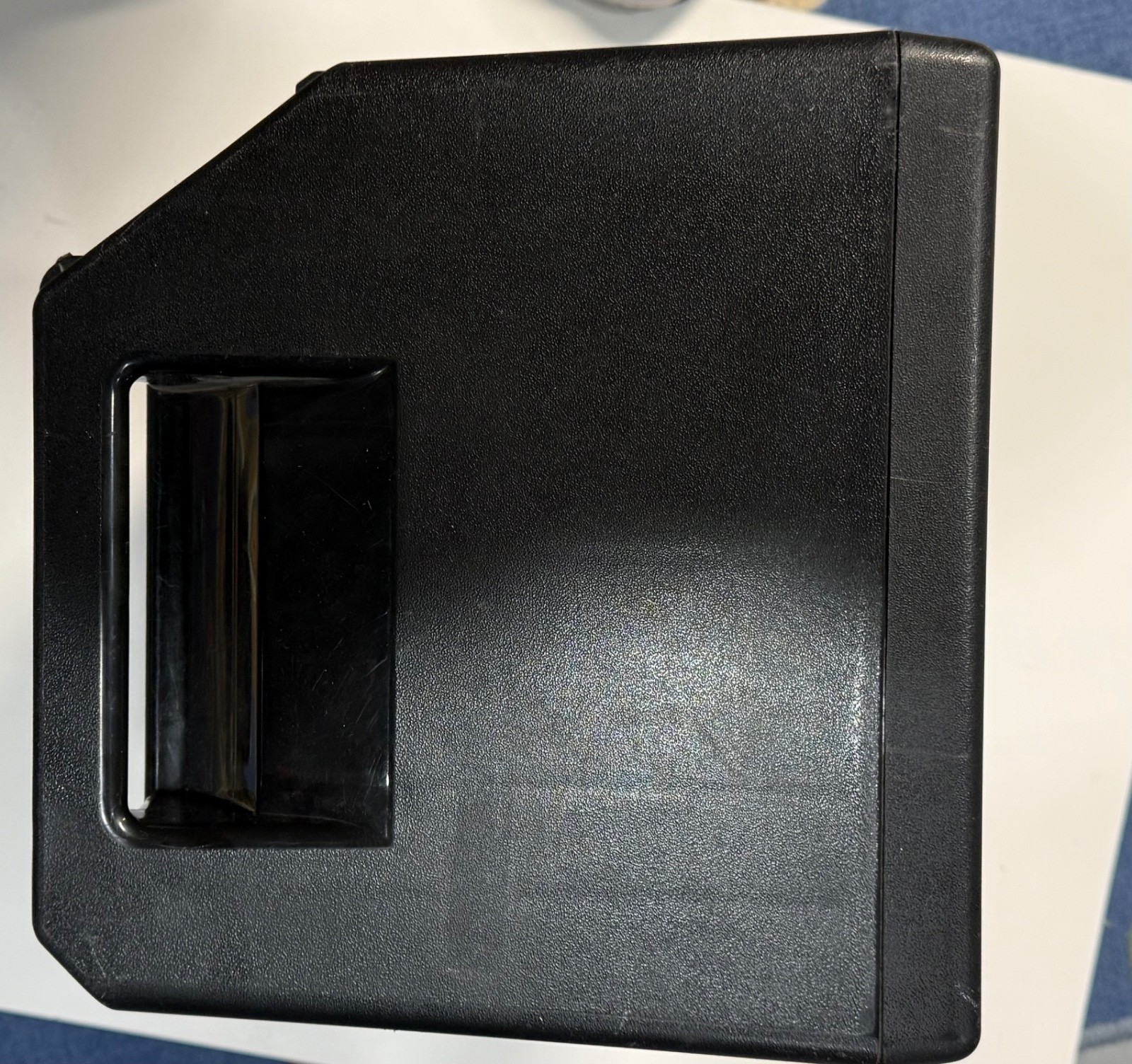 Yamaha EMX212S 12-Channel Stereo PA Powered Mixer Digital Effects 300-Watt 120V