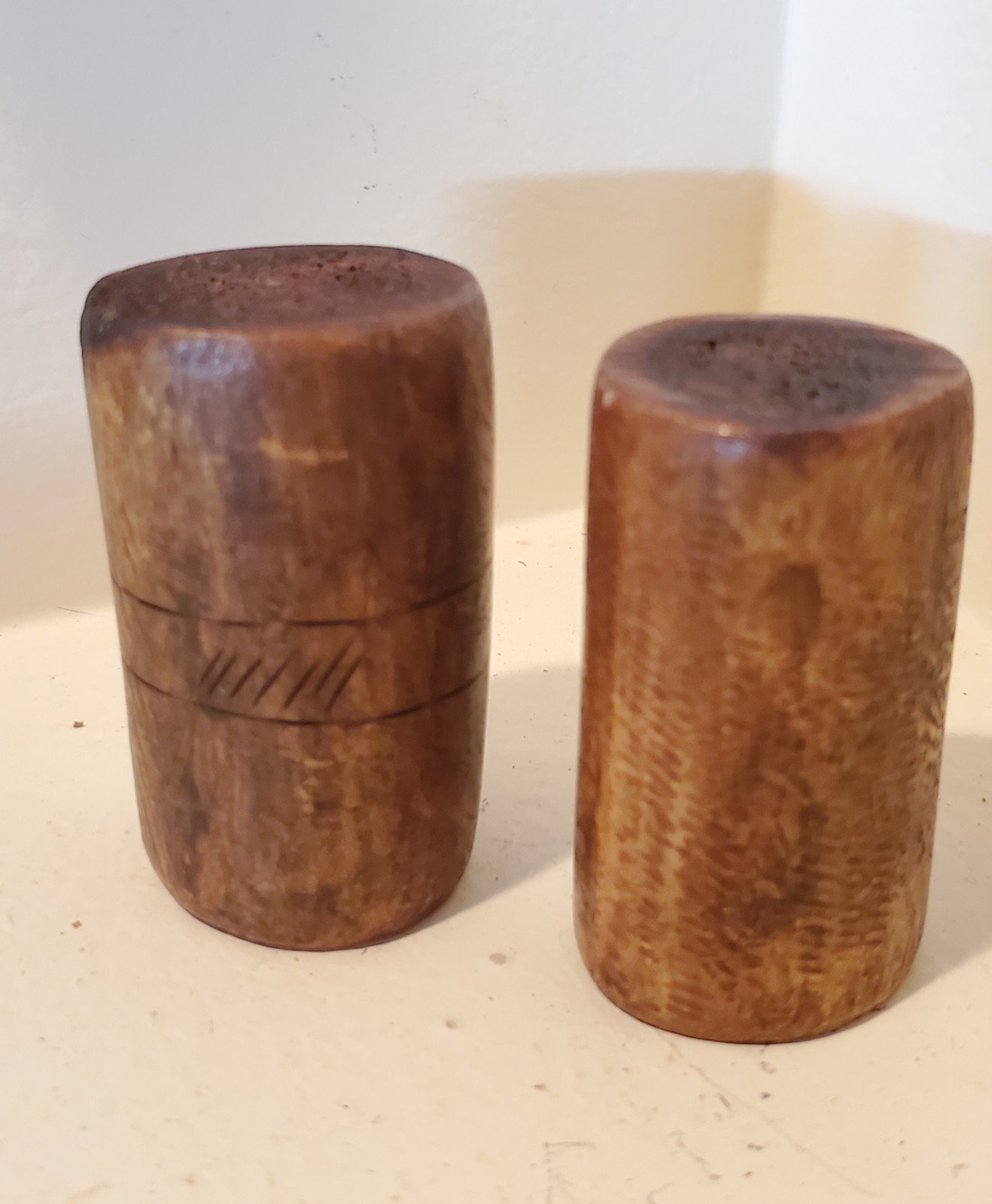 Antique OLD Native American Indian plains carved hand game or game pieces