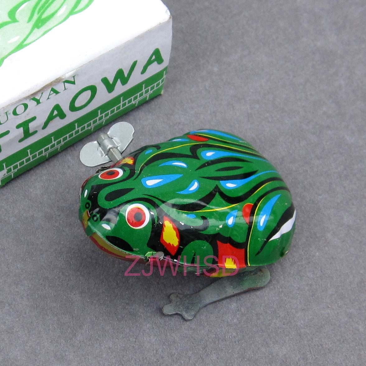 Cute Tin Wind Up Vintage Style Toy Jump Frog / Kids Party Favours Gadget Gift