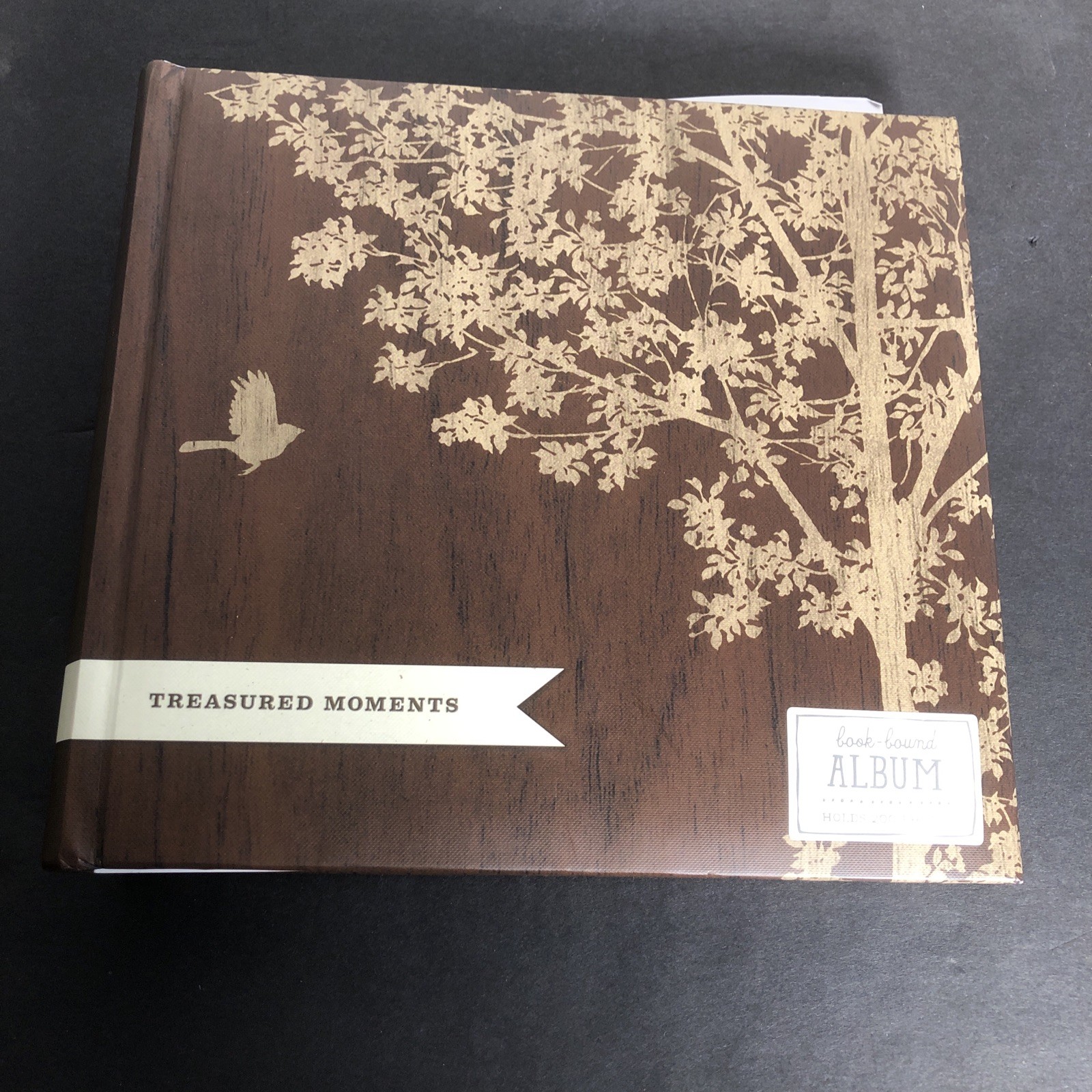 Hallmark Photo Album Book Bound Holds 200  6x4" Photos, Acid & Lignin Free