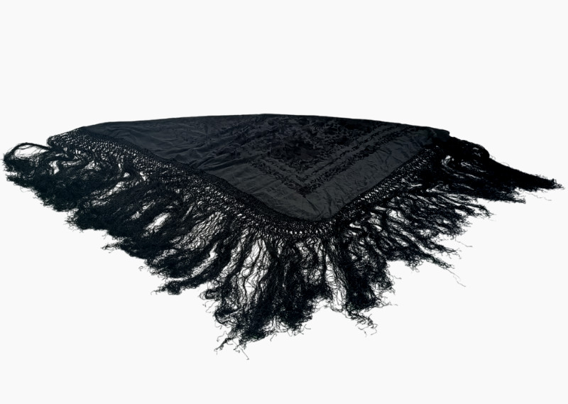Antique Hand-Embroidered Silk Piano Shawl Wrap Floral Fringe 51" Vintage Luxury