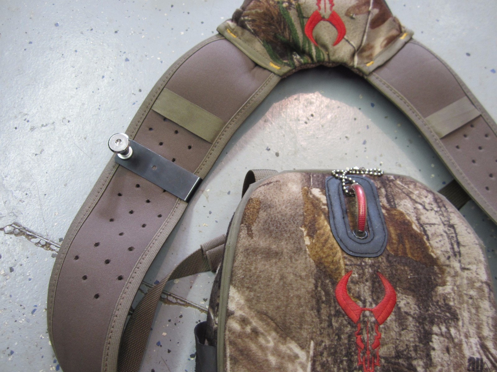 Badlands Backpack Rifle Sling Holder Fits all Backpacks and Binocular Harness