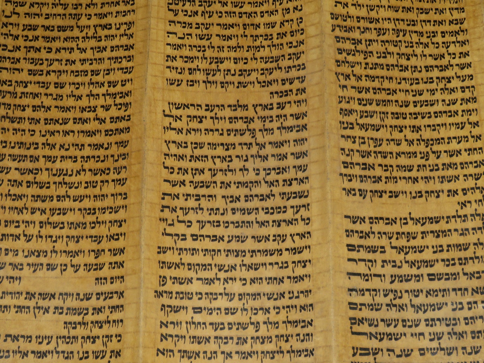 TORAH SCROLL BIBLE VELLUM MANUSCRIPT 300 YRS OLD YEMEN COMPLETE Book of Genesis