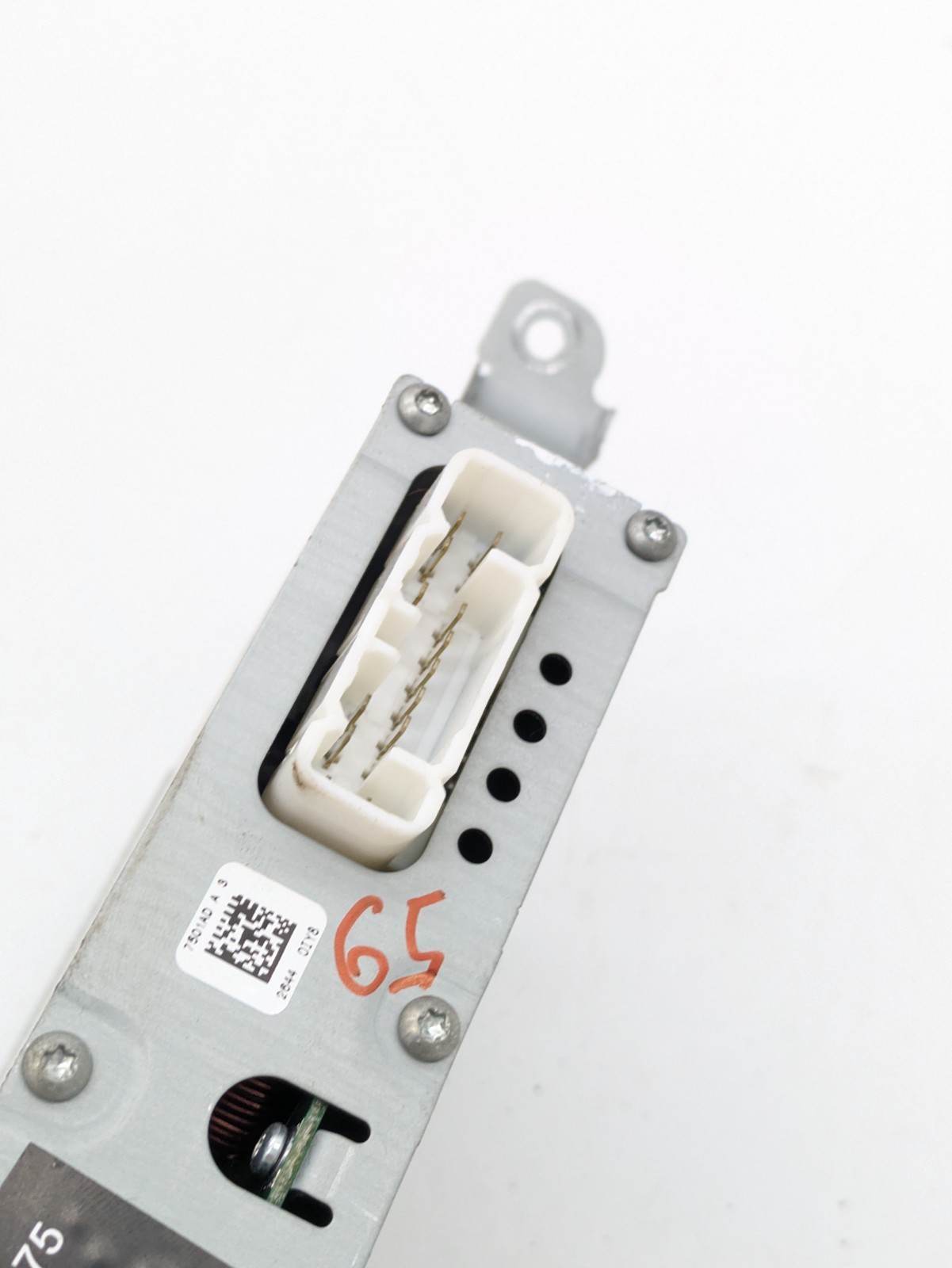 2005 Toyota Camry LE RADIO AMP AMPLIFIER JBL Harman Becker 86280-AA075