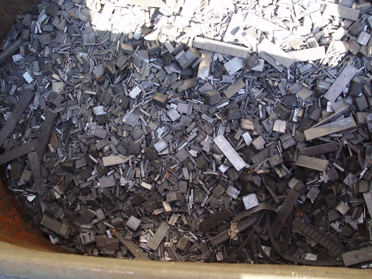 30 Lbs Linotype bars super clean. Bullet casting, industrial use. Hand smelted!