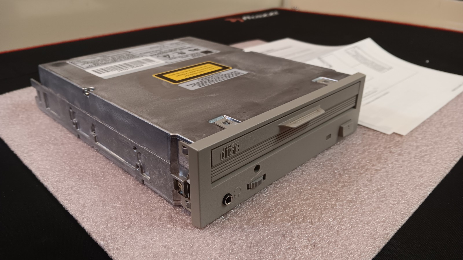 DEC/TOSHIBA XM-3501B CD-ROM DRIVE 50-PIN SCSI RRD44-AA 590571-FO