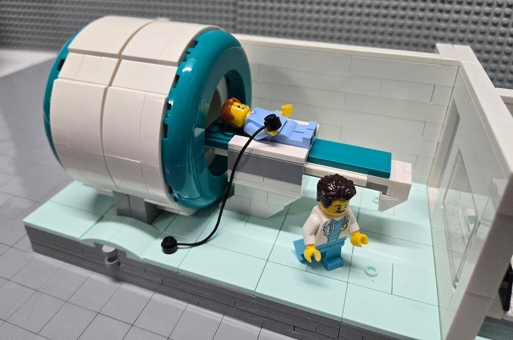 MRI Scanner Promotional 4000041