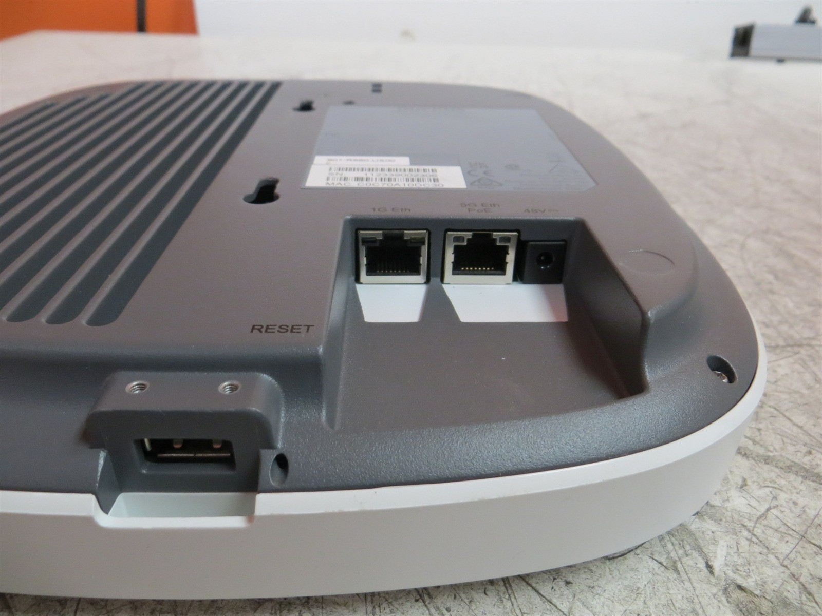 Ruckus R560 901-R560-US00 Indoor Access Point Factory Reset