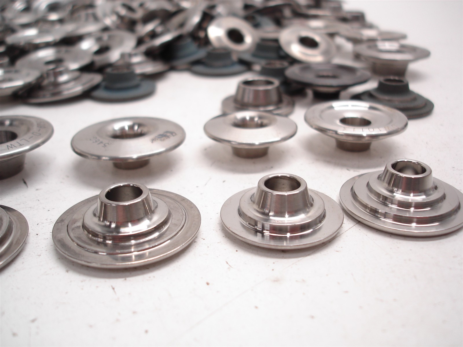 BULK 219 pcs NASCAR TITANIUM VALVE SPRING RETAINERS TOP LOCK / SUPER 7° DEL WEST