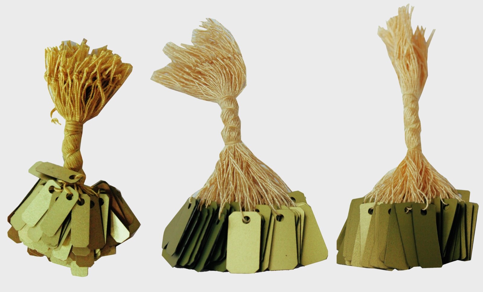 100 pcs Gold Plastic Price Tags, Jewelry Price Tags with String - 100 Pcs