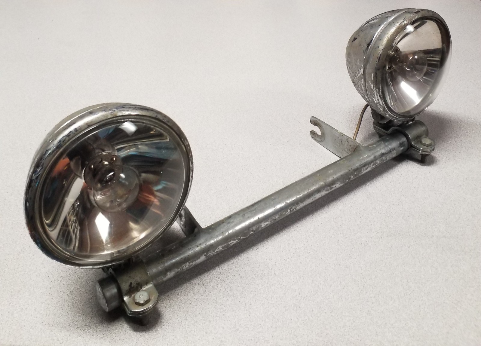 KNUCKLEHEAD PANHEAD SPOT LIGHTS SH-2 FLATHEAD VINTAGE OEM HARLEY-DAVIDSON