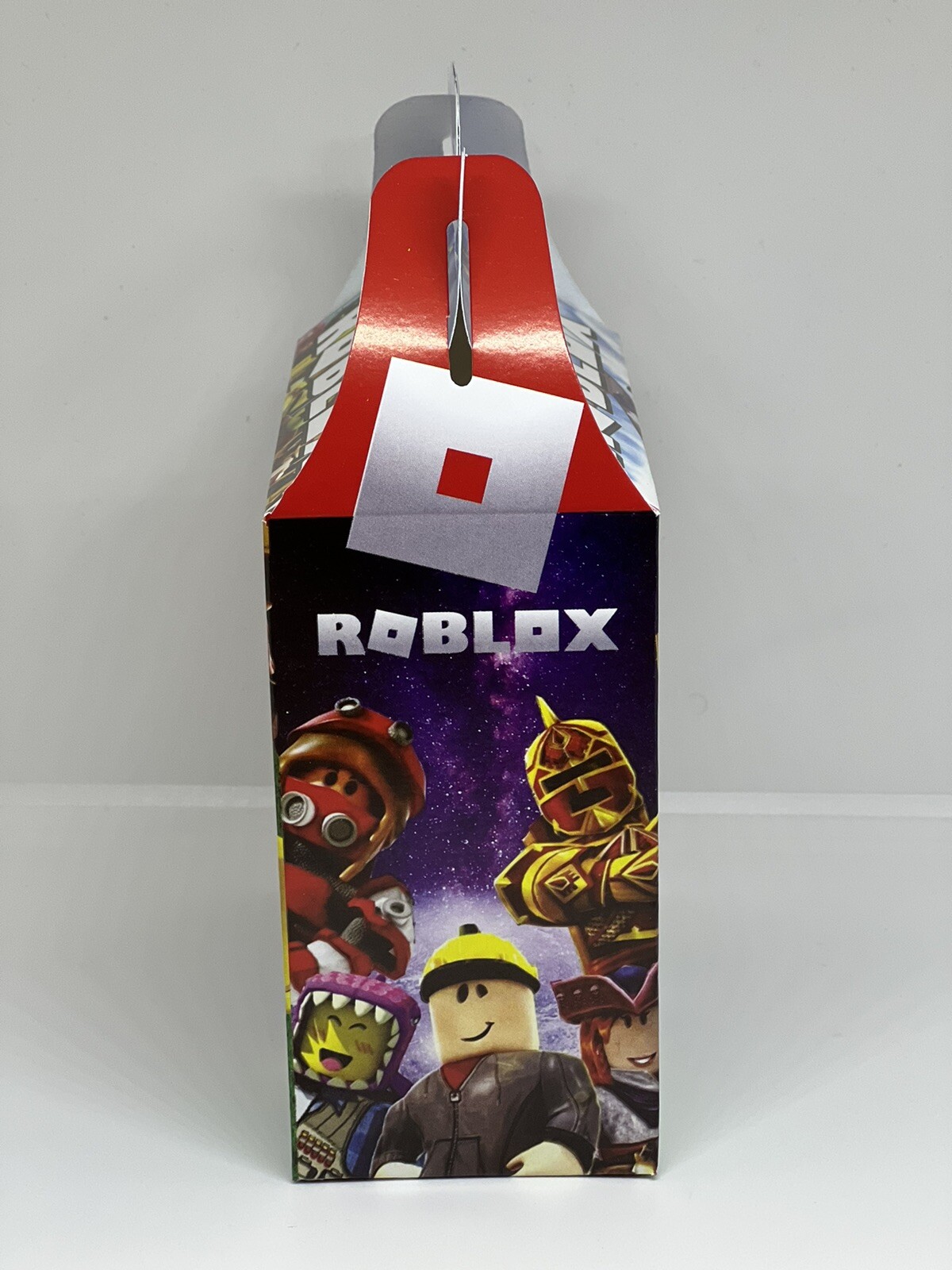 10 ct. Pack - Roblox Candy Boxes / Paquete con 10 Cajas de Roblox para Dulces