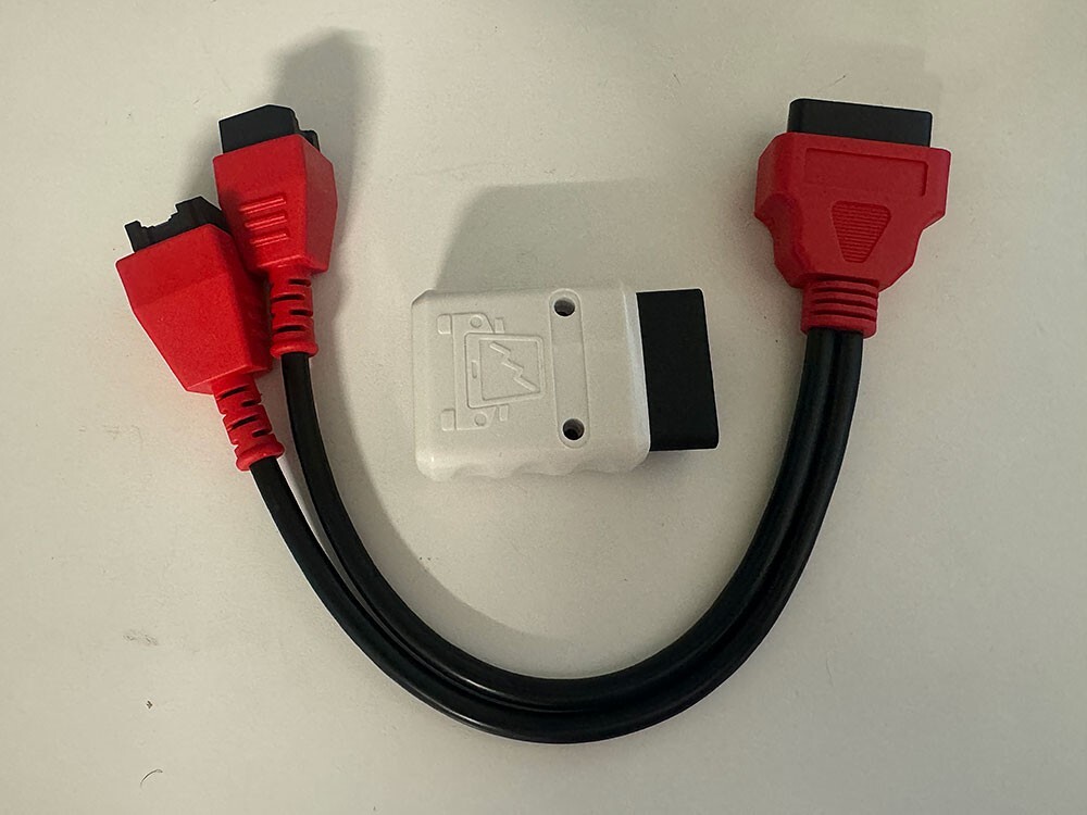 RAM 12" UCONNECT 5 RADIO INTEGRATION PROGRAMMER + SECURITY BYPAS CABLE