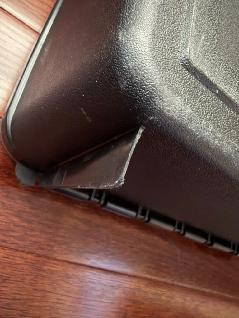 Wiha 31592 24 Piece Insulated Tool Set with case and soft padded foam Metric