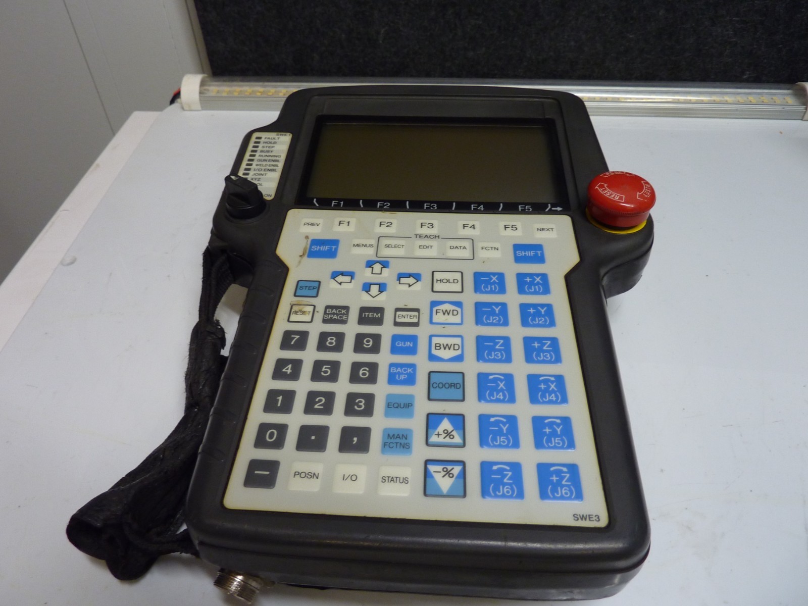 Fanuc A05B-2301-C190 Robot Teach Pendant Operator Interface Hand Control (31851)