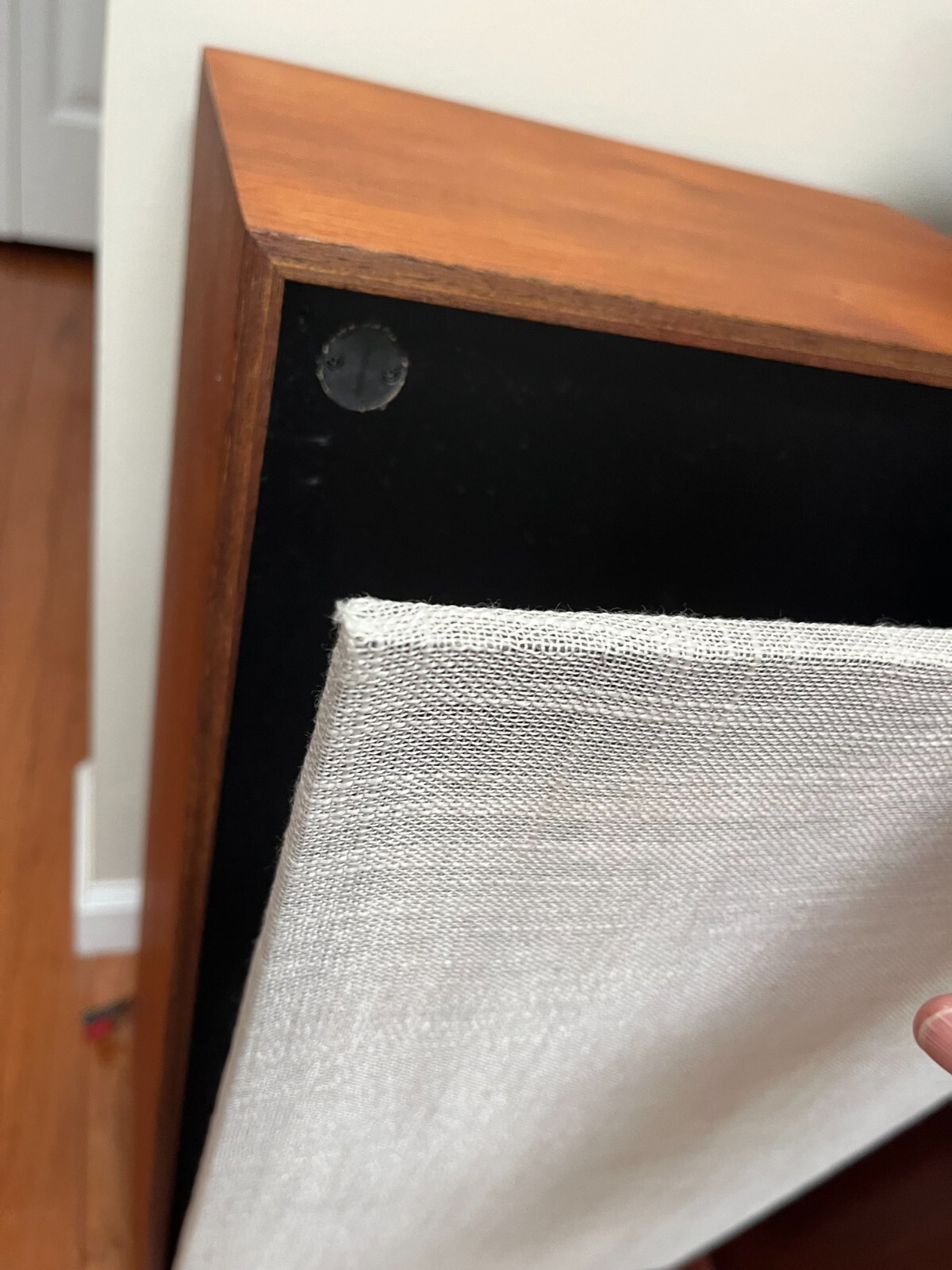 Screw-In Magnets for Speaker Grills, etc. (set of 8)