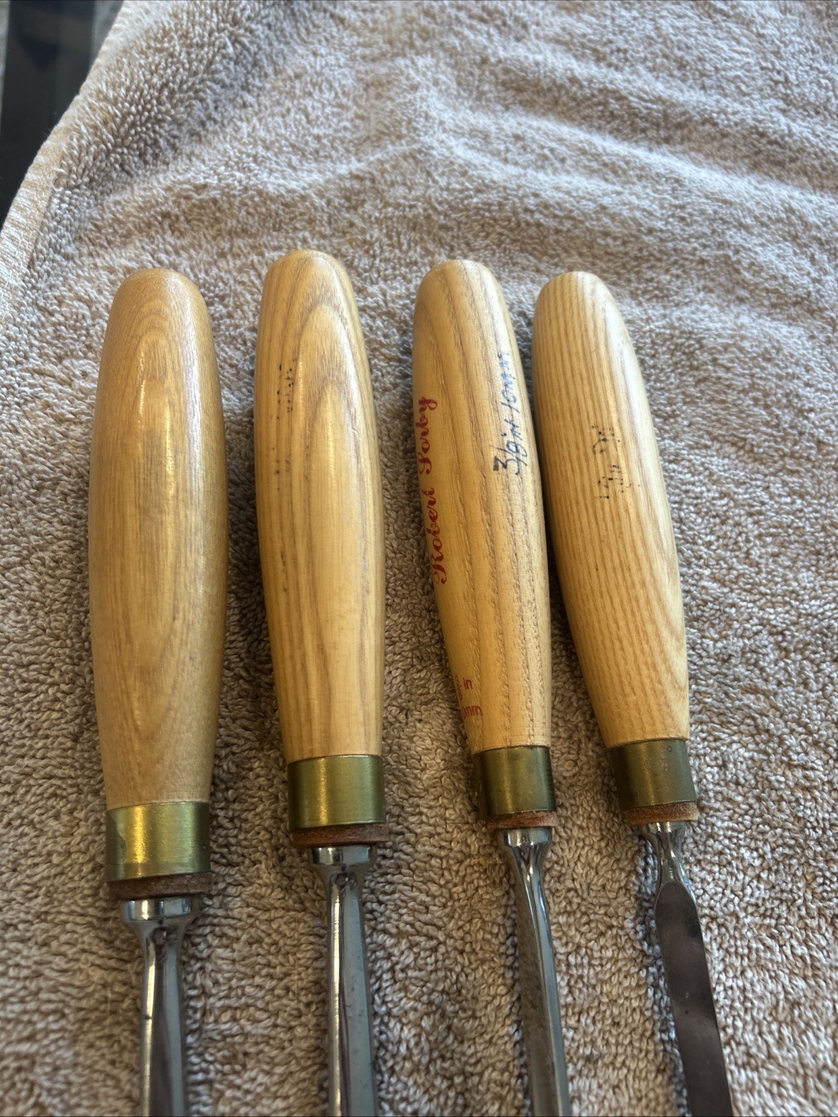 Robert Sorby carving gouges set of 4 with V tool, used