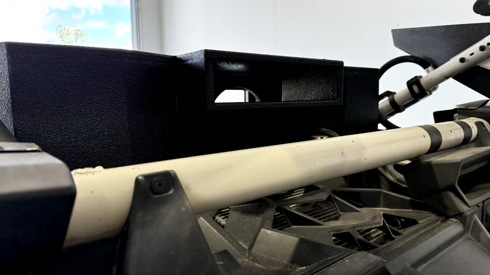 Can-am Maverick X3 17-23 Tail Gate Subwoofer Enclosure Box 17-23 2x10" Woofers