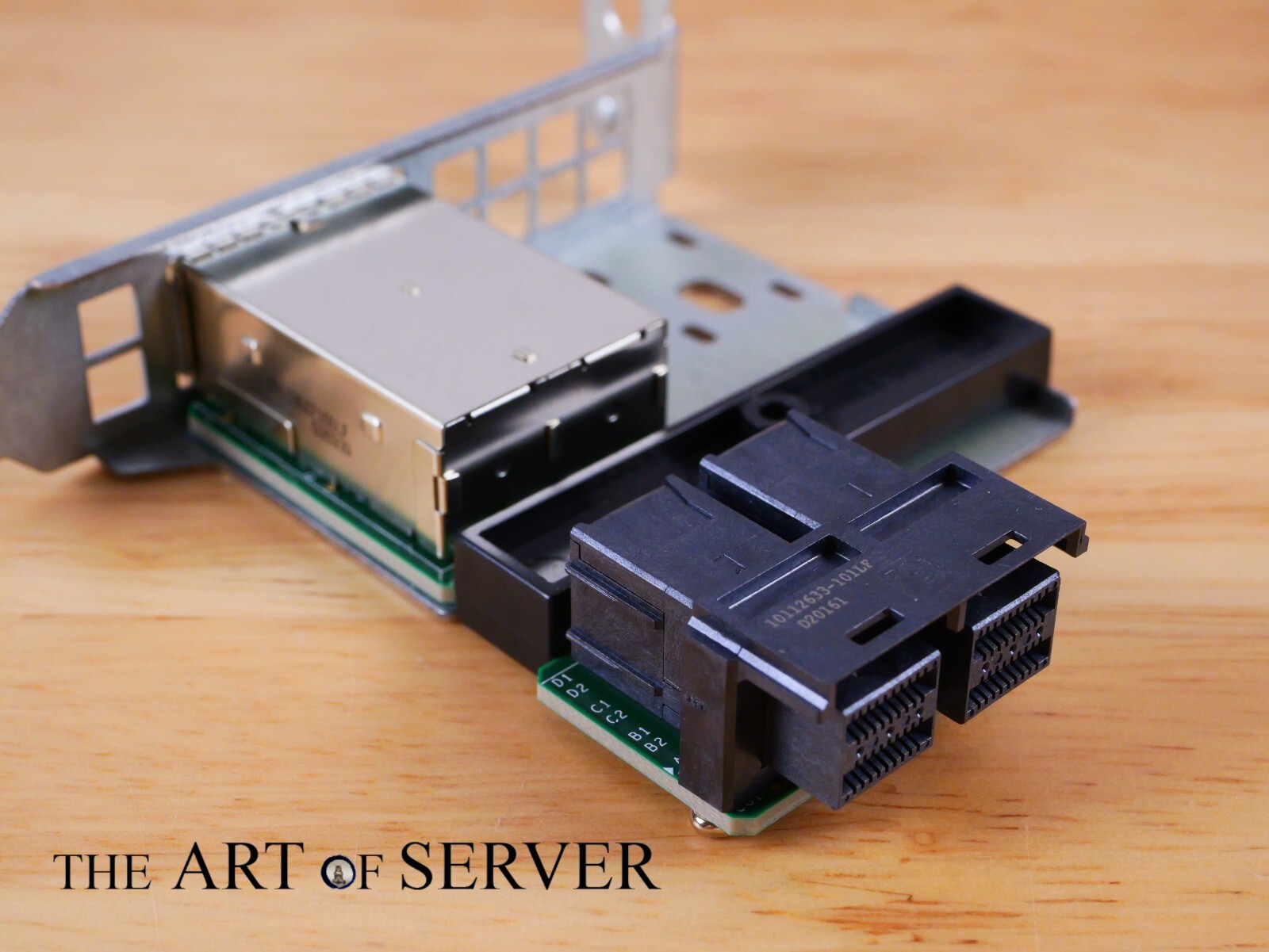 Supermicro AOM-SAS3-8I8E-LP SFF-8644 to SFF-8643 Adapter Low Profile PCI bracket
