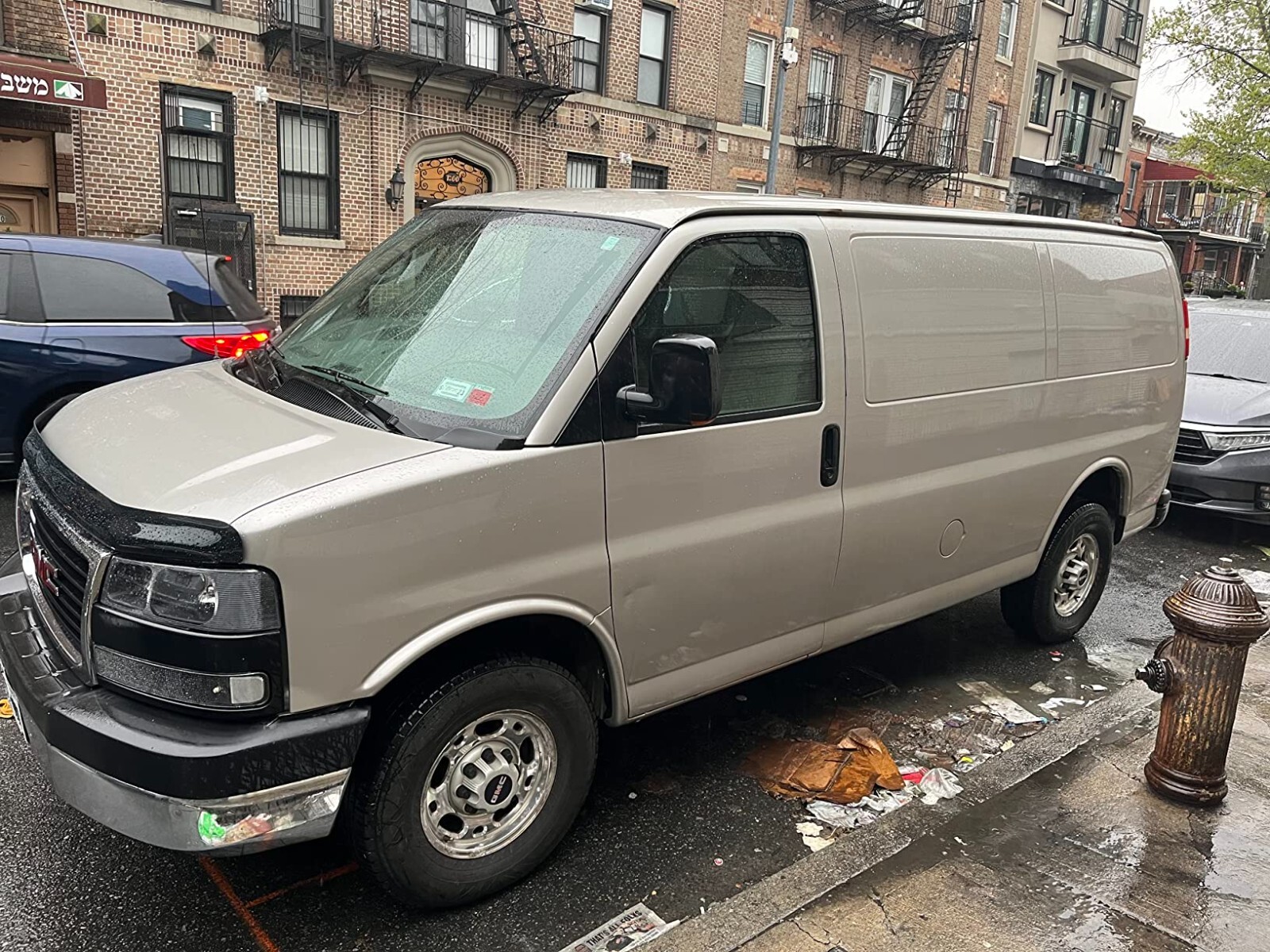 AVS BugFlector Hood Protector Bug Shield Deflector for 03-24 Express Savana Van