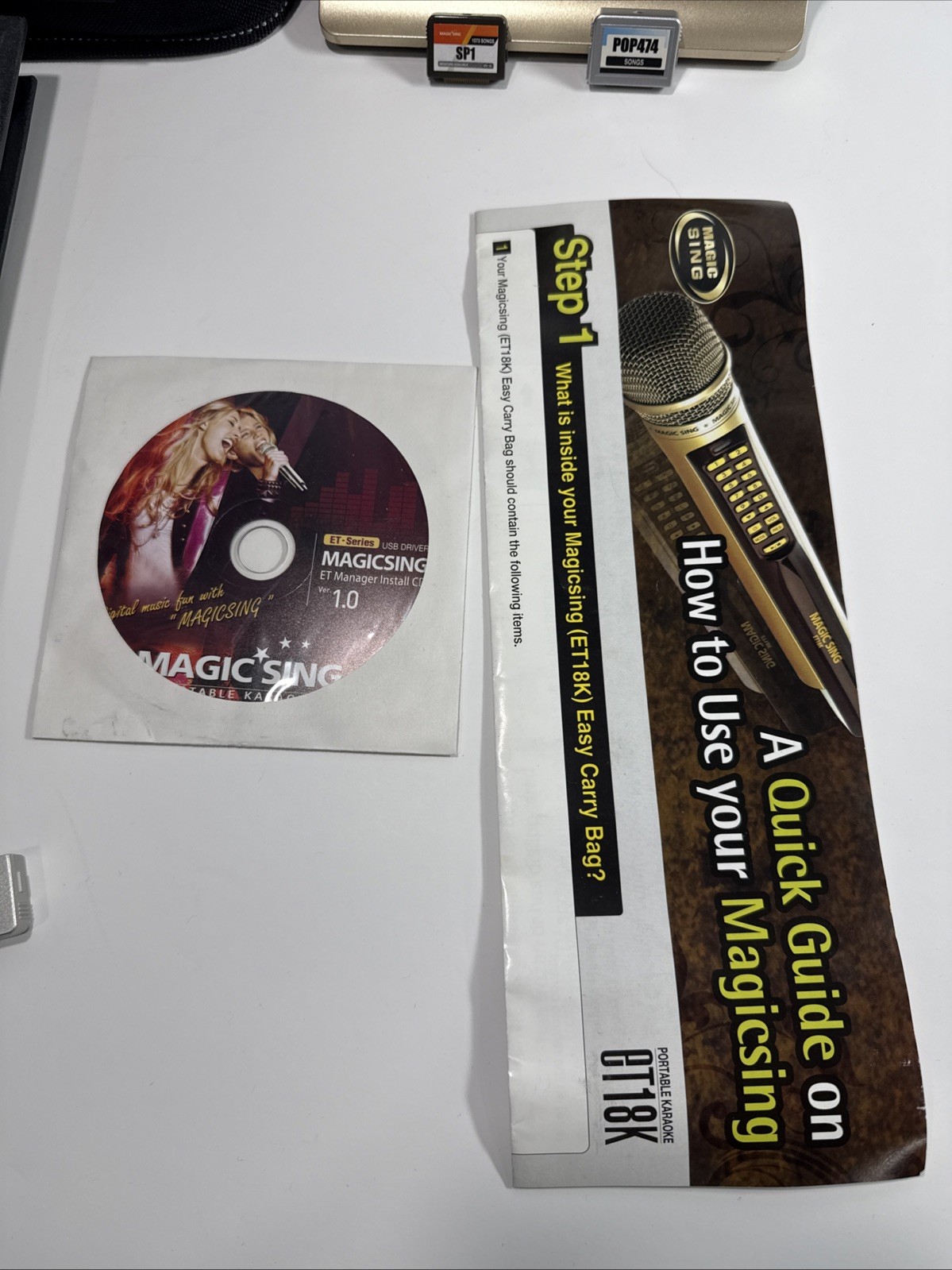 Magic Sing ET18K Karaoke w/2 Wireless Mics, Rom Discs , Dock & HDMI up Scaler