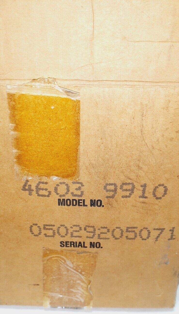 Motorcraft Compressor Assembly 4603-9910 No Clutch LN9000 OEM Genuine Vintage