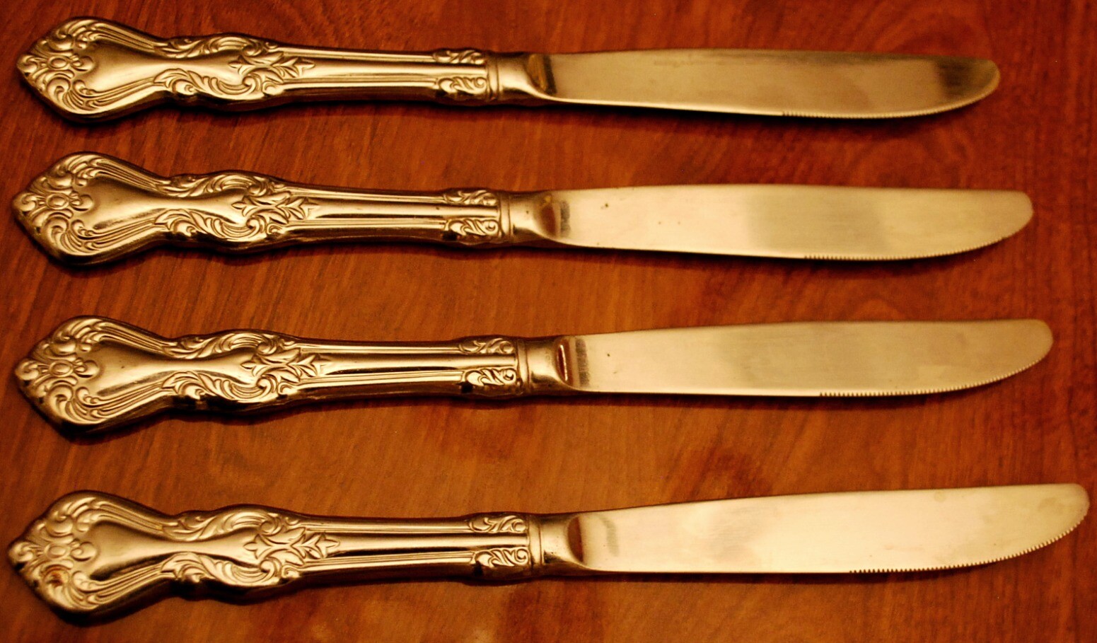 SET 4 DINNER KNIVES Reed & Barton Stainless Steel Flatware MARLBOROUGH 18/10 Exc