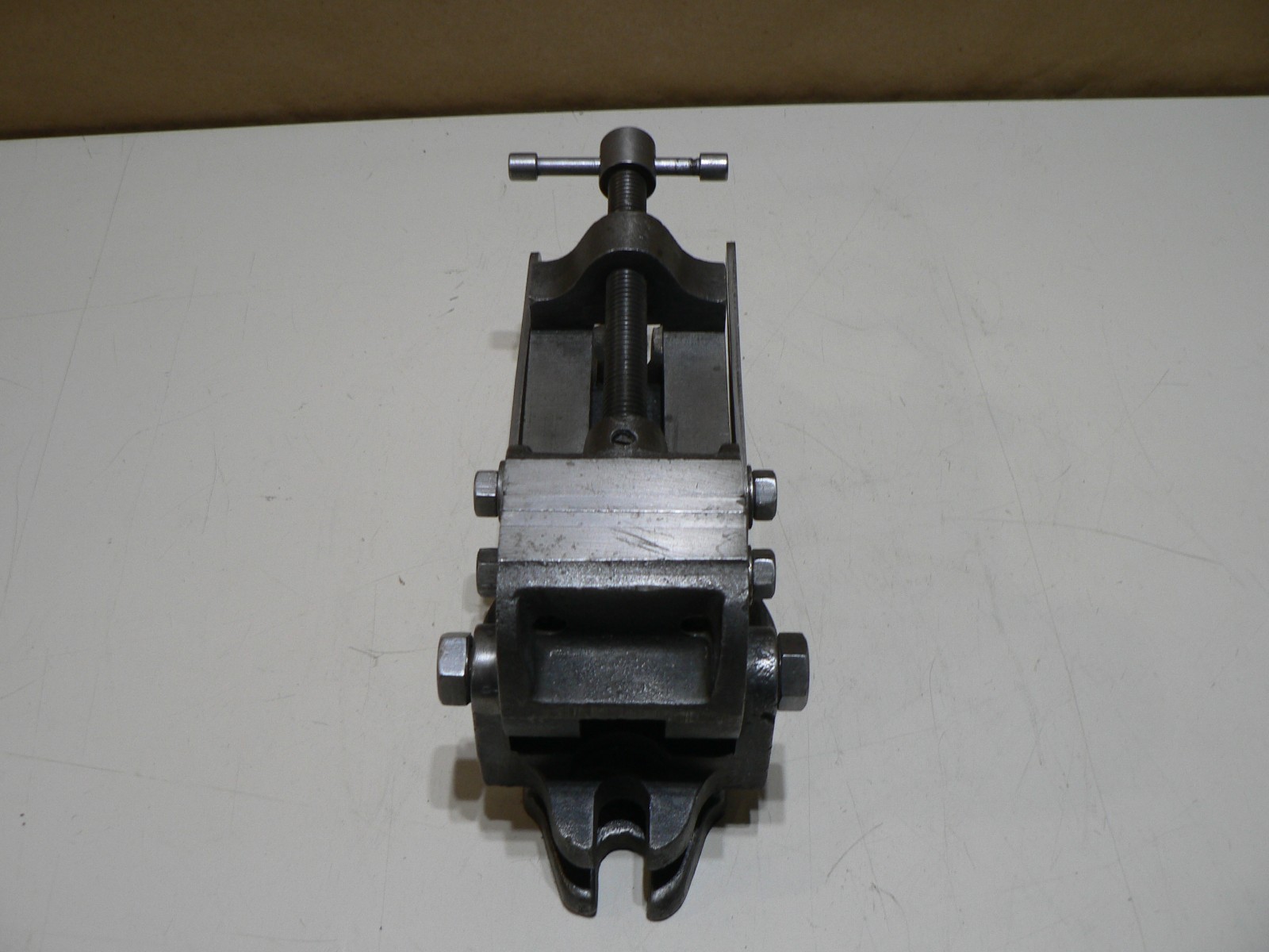Palmgren No.000 Tilting Vise with Swivel Base 2-1/2" Jaws Opens 2-1/2"